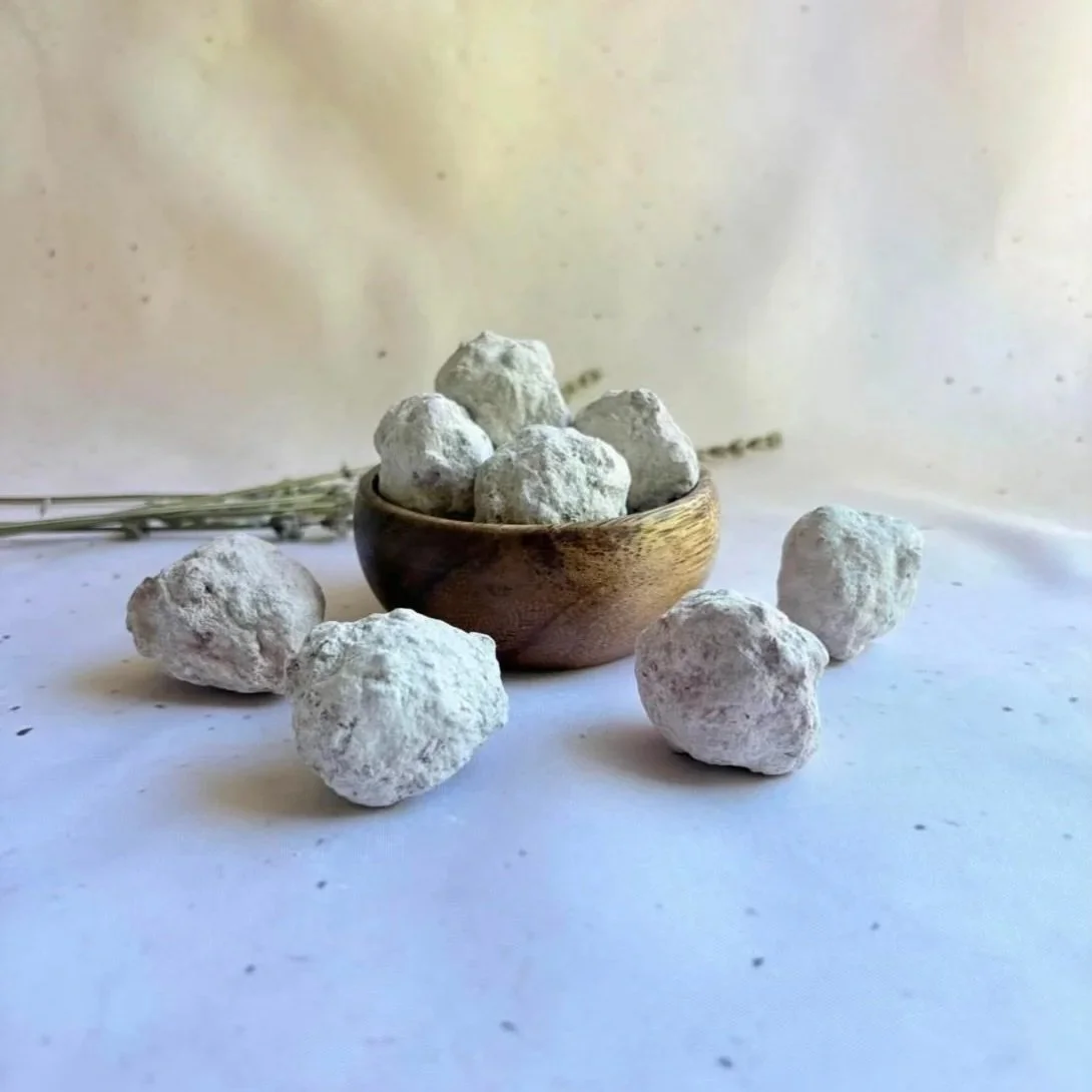 Small Amethyst geodes weighing approximately 30-40 grams
