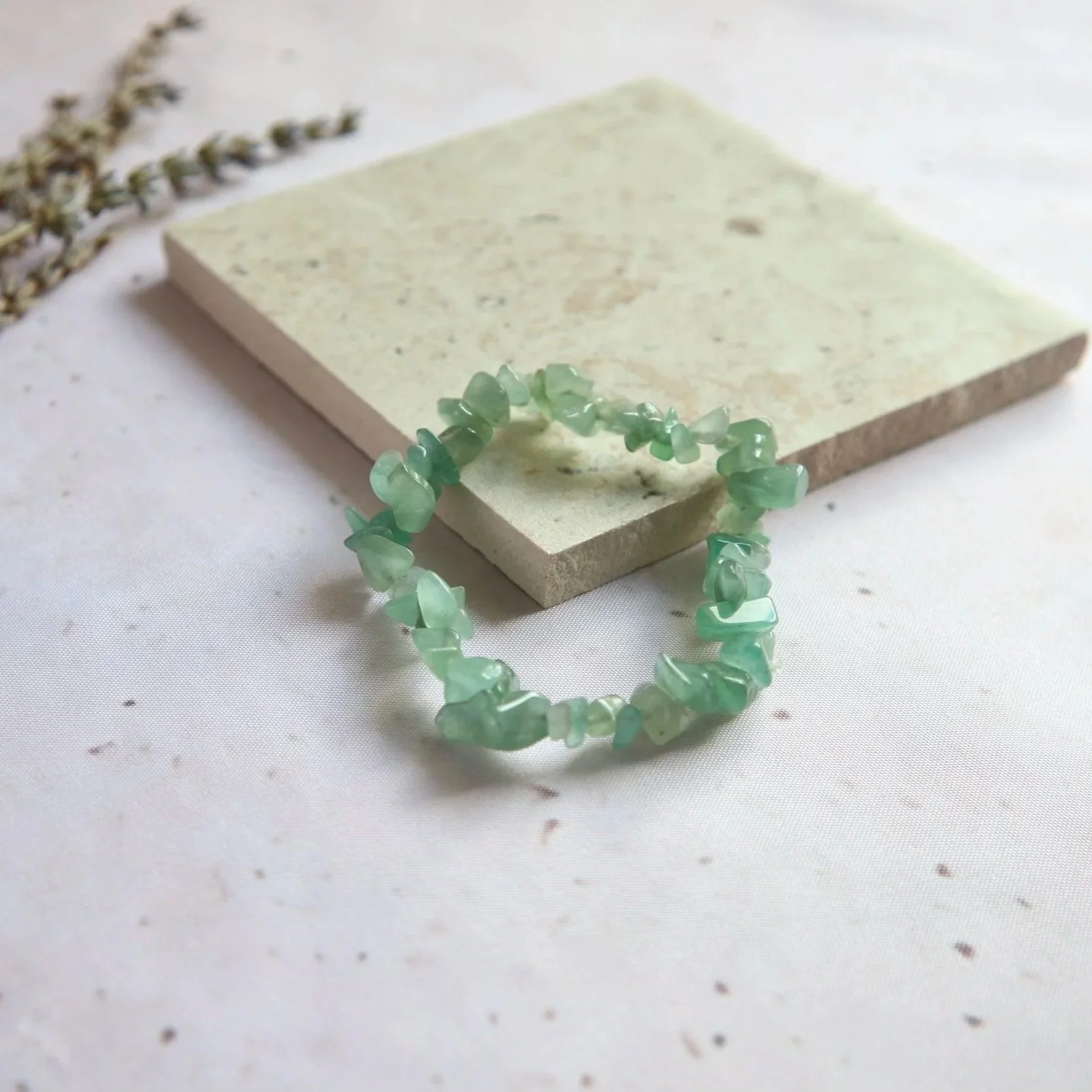 Green Aventurine crystal chip bracelet for everyday jewellery.