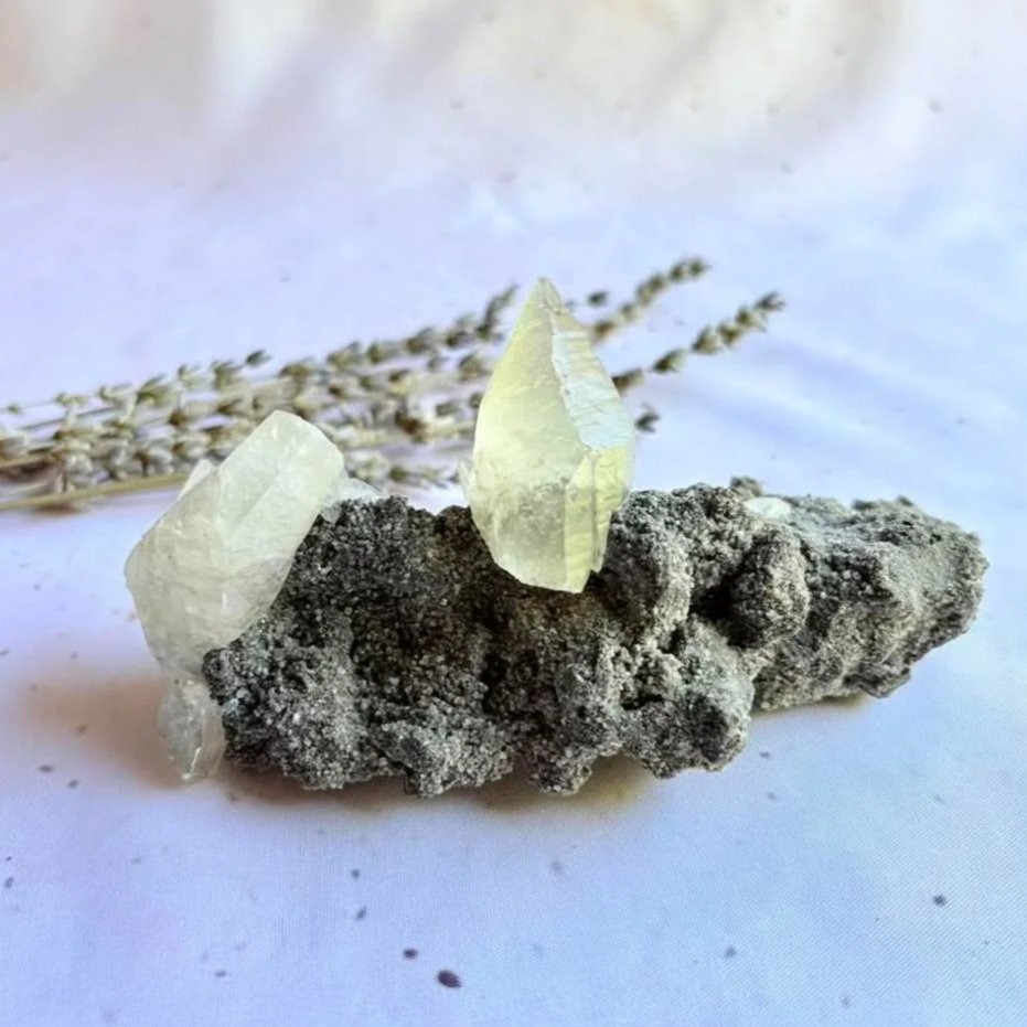 Dogtooth Calcite cluster measuring approximately 15cm wide with large honey-toned crystal formations