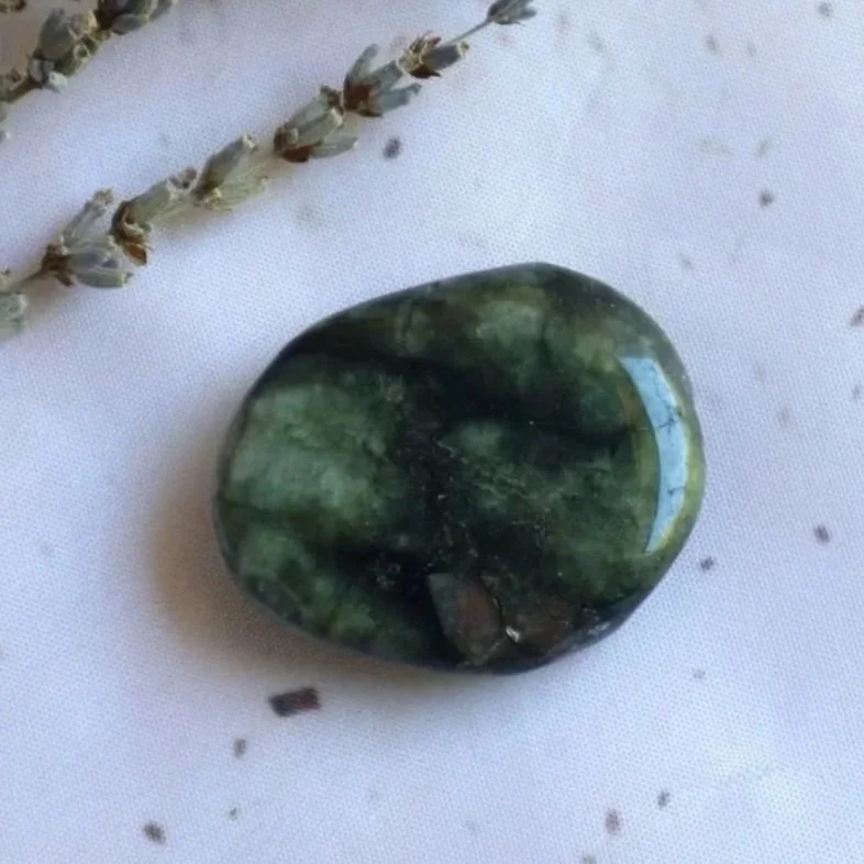 Emerald | Flat Stone