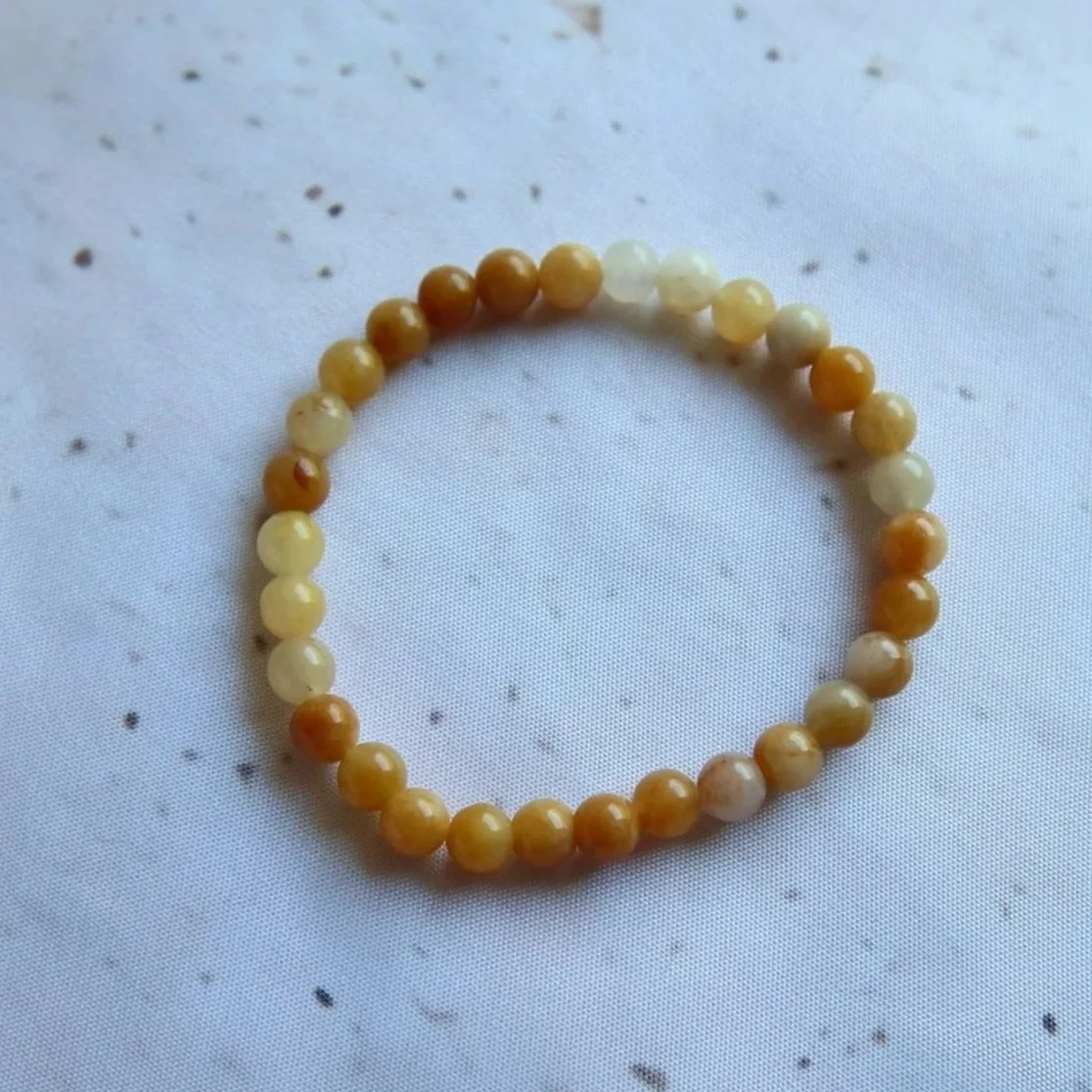 Golden Healer Quartz round bead bracelet with warm golden natural colouring