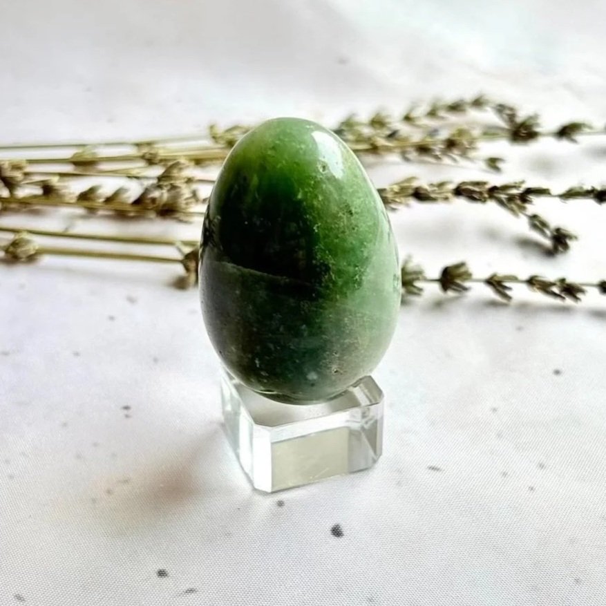 Exact Green Aventurine egg measuring approximately 5cm tall