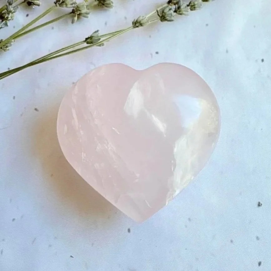 Exact Rose Quartz heart measuring approximately 7cm with a polished finish