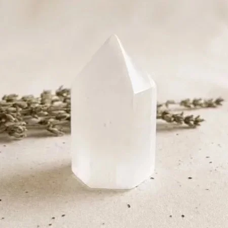 Satin Spar Tower – 6cm
