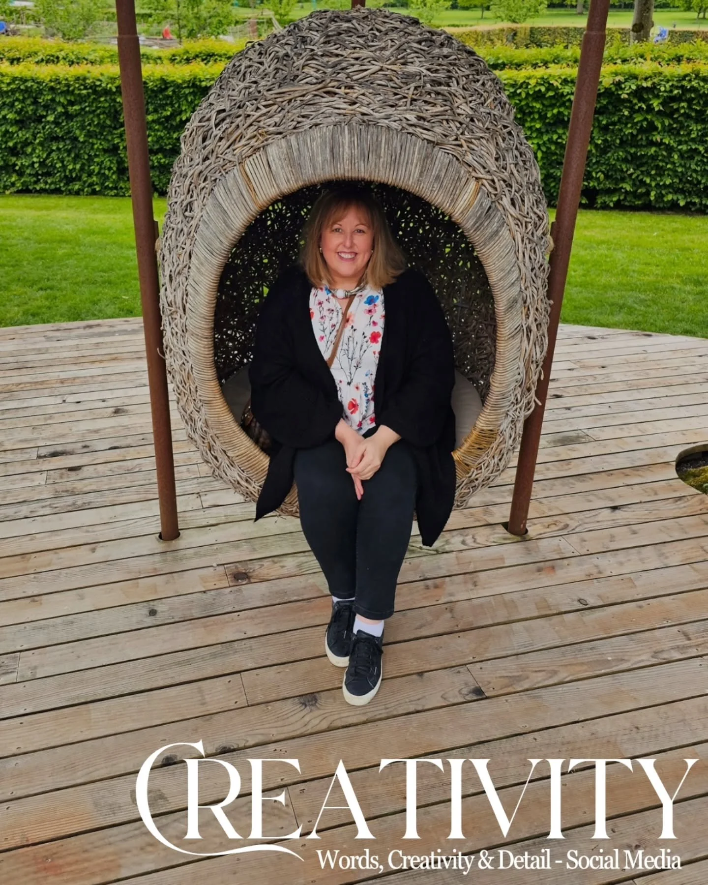✨ I have always been drawn to words, creativity and detail.

From writing poetry when I was younger to putting together a weekly family newsletter with photos and updates, I was always creating something for people to read, look at and connect with.
