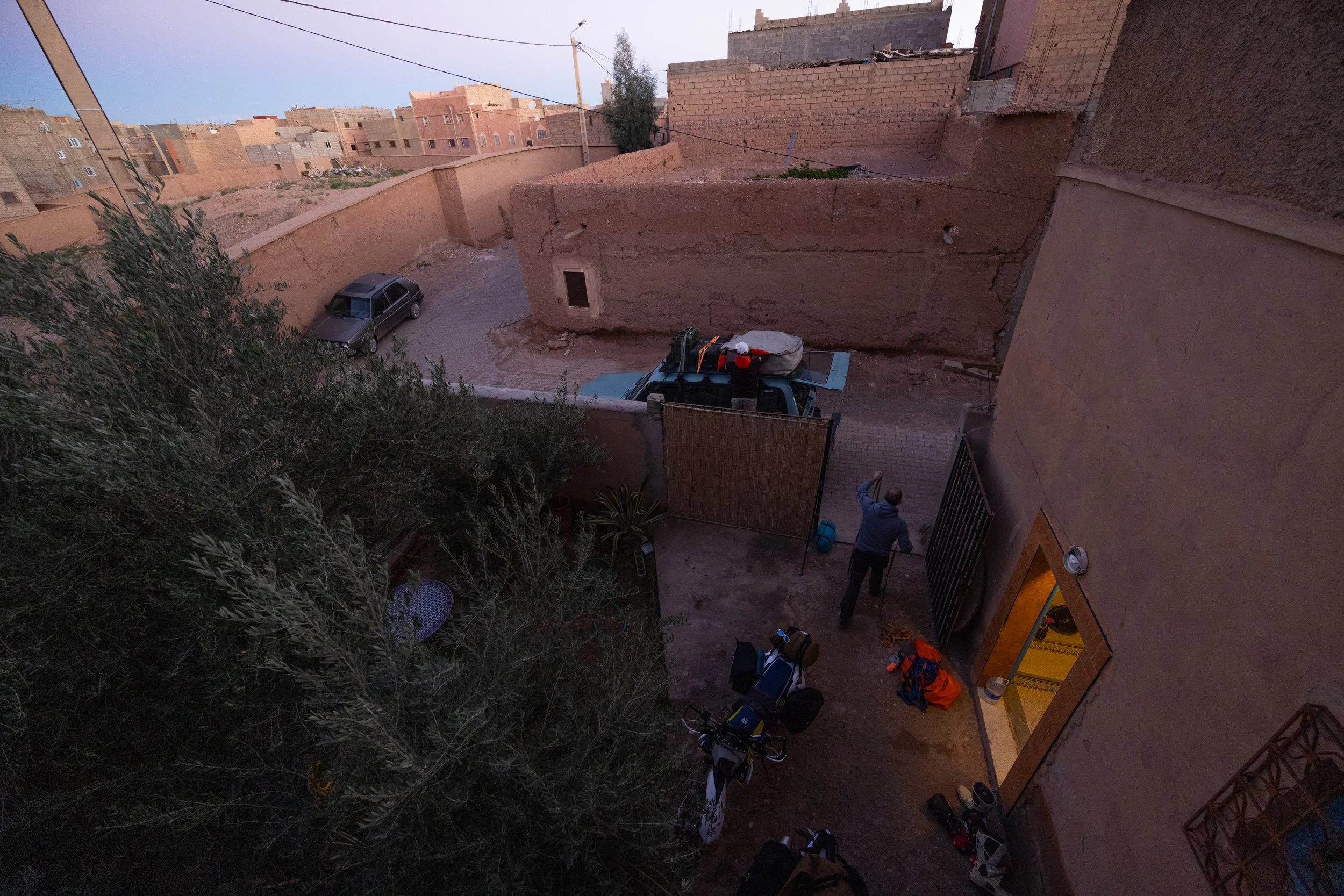 Prepping Sam's Landcruiser as the sun breaks on the morning of the adventure ride. Greg, Jim and Thomas had hired Wilderness Wheels to help supply bikes and local knowledge for their journey south into the desert. The plan was to pick up section S of