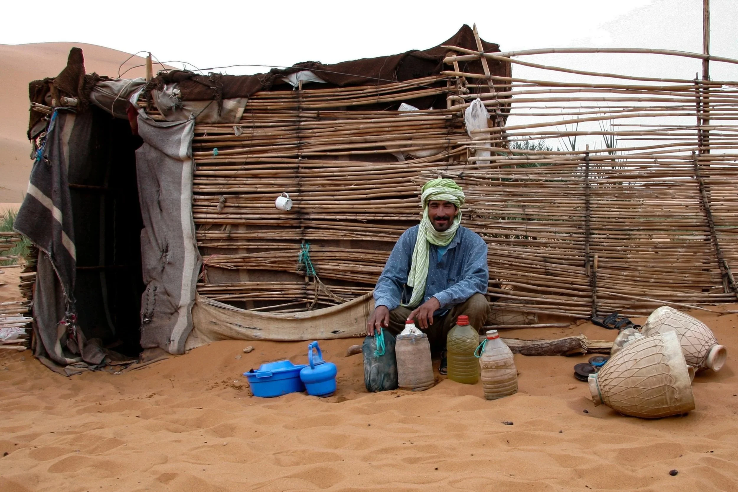 Merzouga Porter Morocco