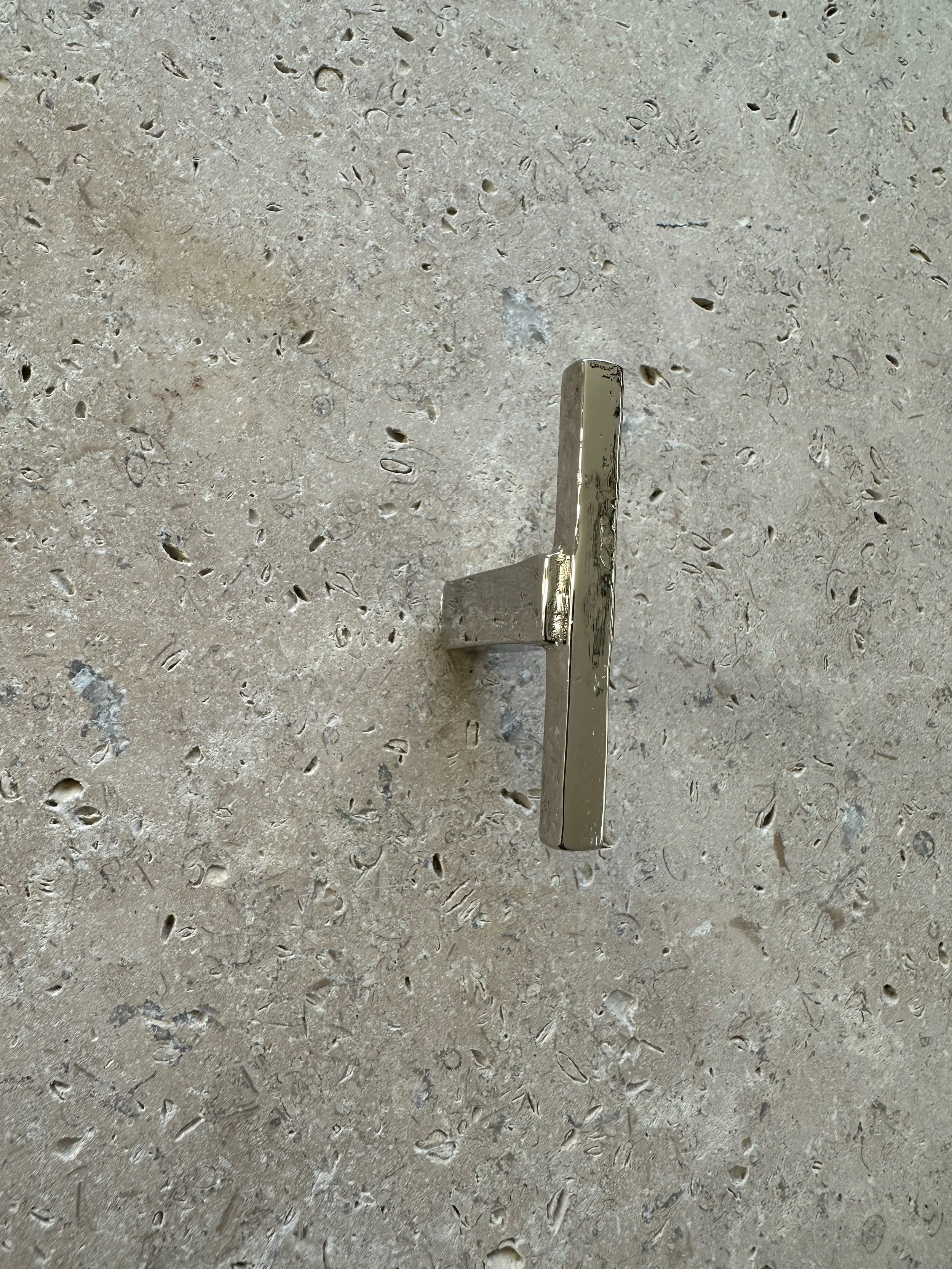 T BAr angle.jpg