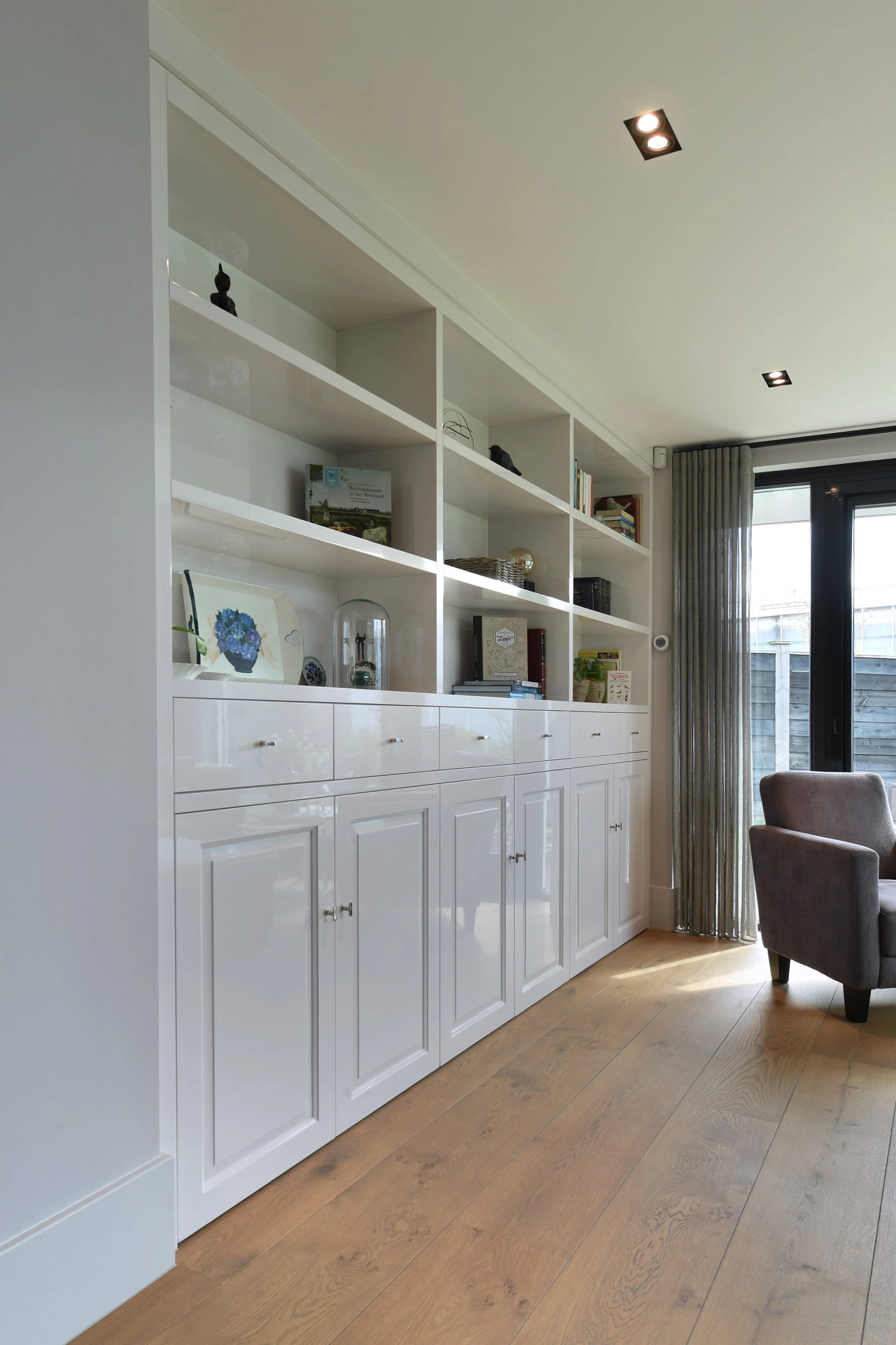 PBU37 WB_WOOD CREATIONS_THE ART OF LIVING_FOTOGRAFIE JARO VAN MEERTEN_ALLEMAAL VERMELDEN + ENKEL EIGEN GEBRUIK.jpg