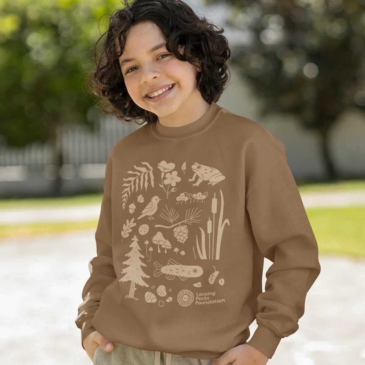 LPF_NatureLover_Sweatshirt-Model.webp