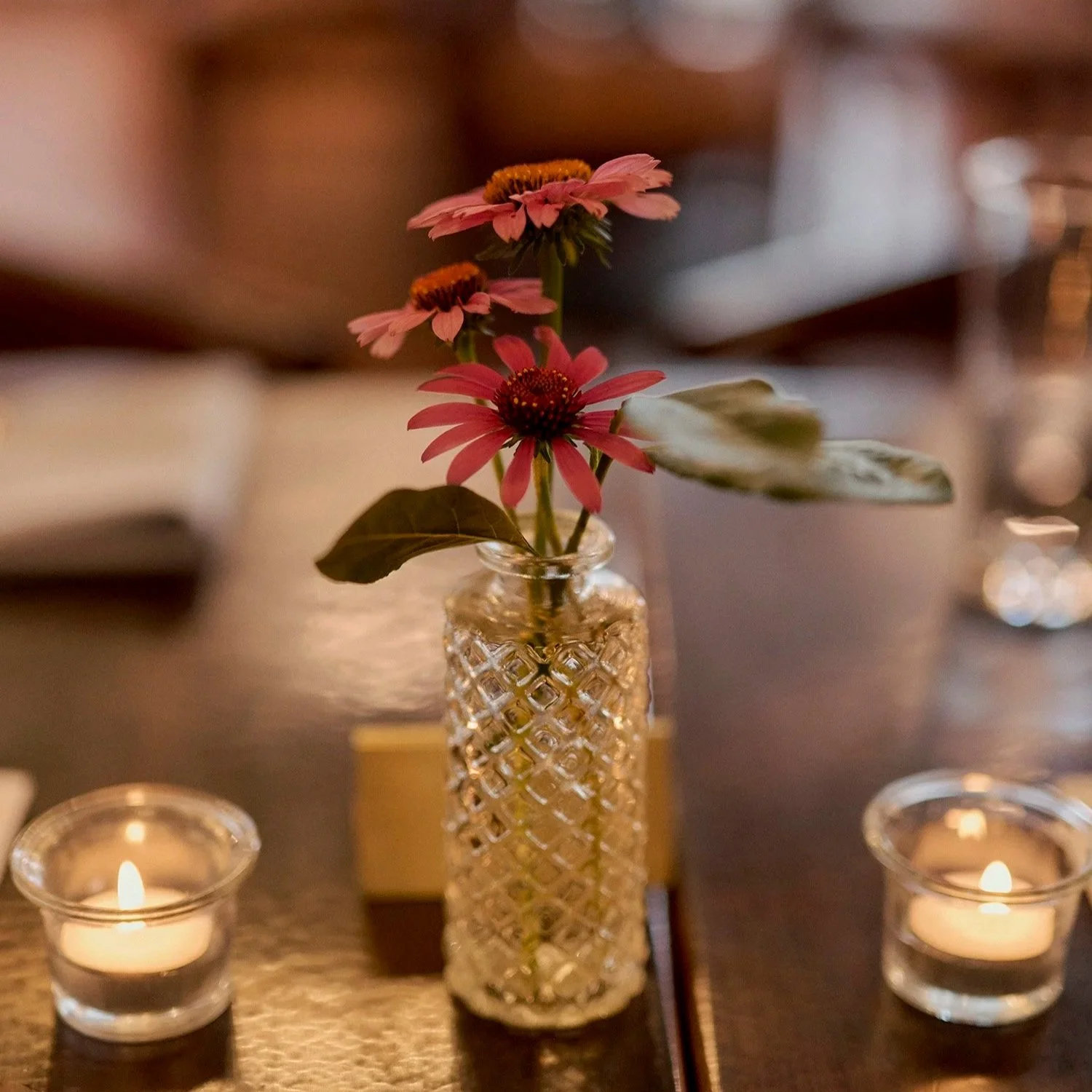 Dakar+NOLA+Table+Flowers.jpg