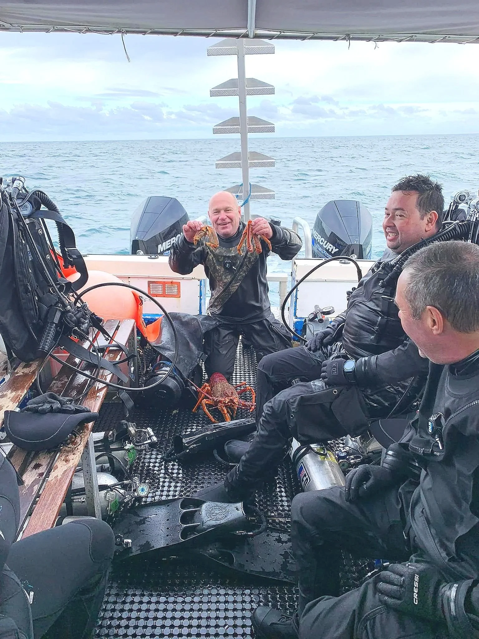 Crayfish Nov 2025 free guided group dive