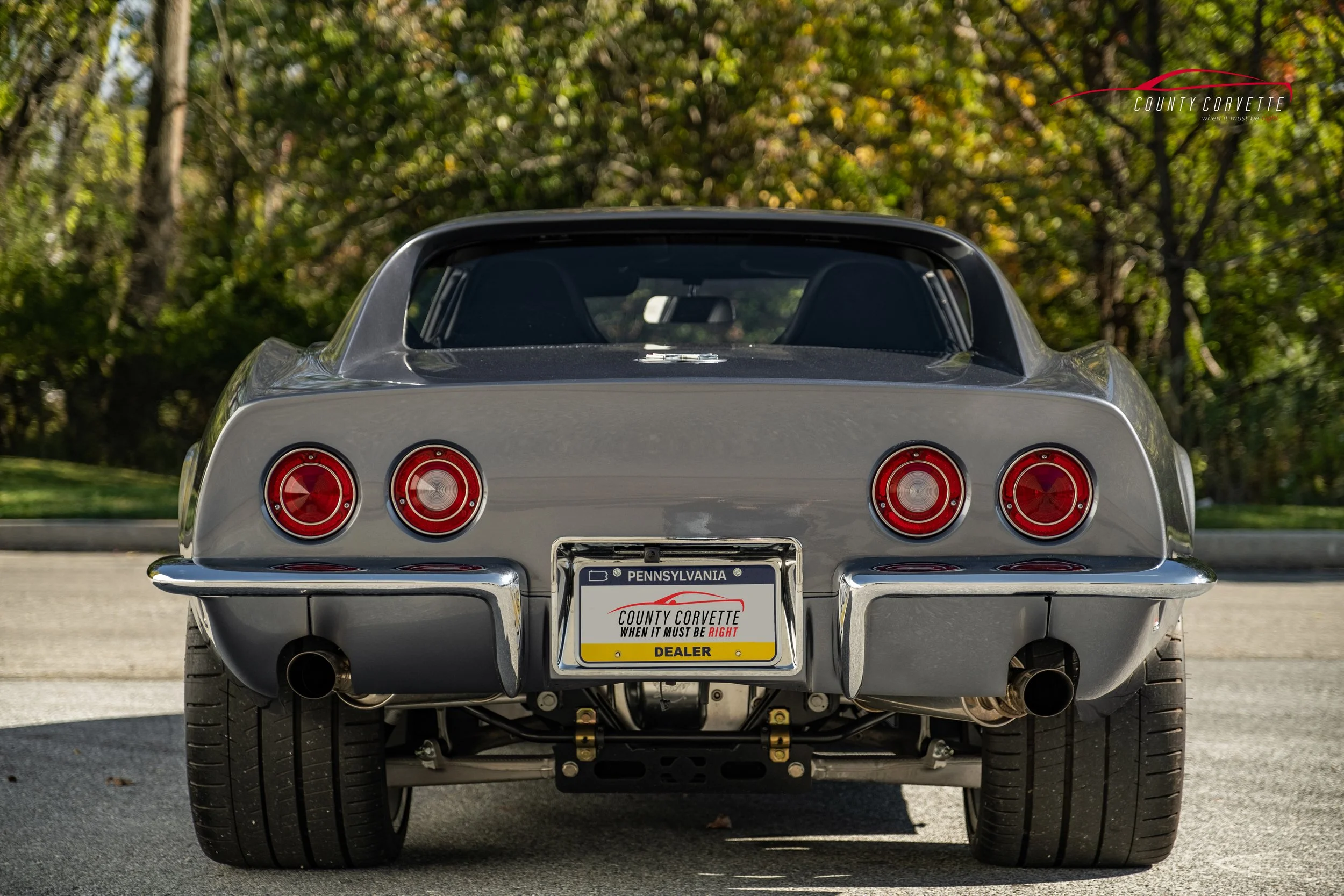 69-restomod-corvette-dod-00015.jpg