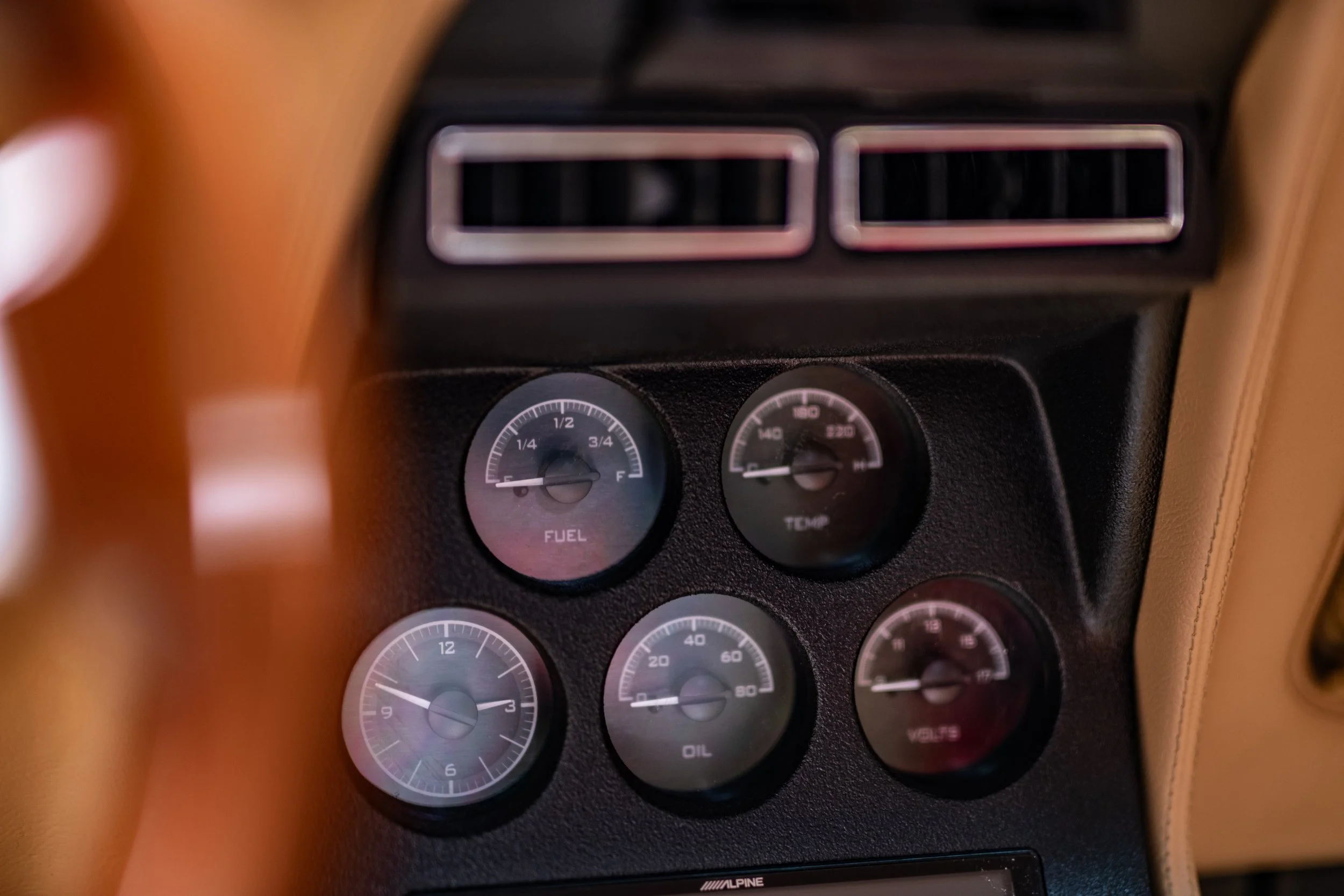 1975 Corvette Restomod built for the 2024 Charles Schwab Challenge by us, County Corvette. '75 Schwab Stingray 1975 Schwab Corvette Stingray Blue, Saddle Tan interior, Tartan Plaid Accents, Custom Car, Custom restomod, hot rod