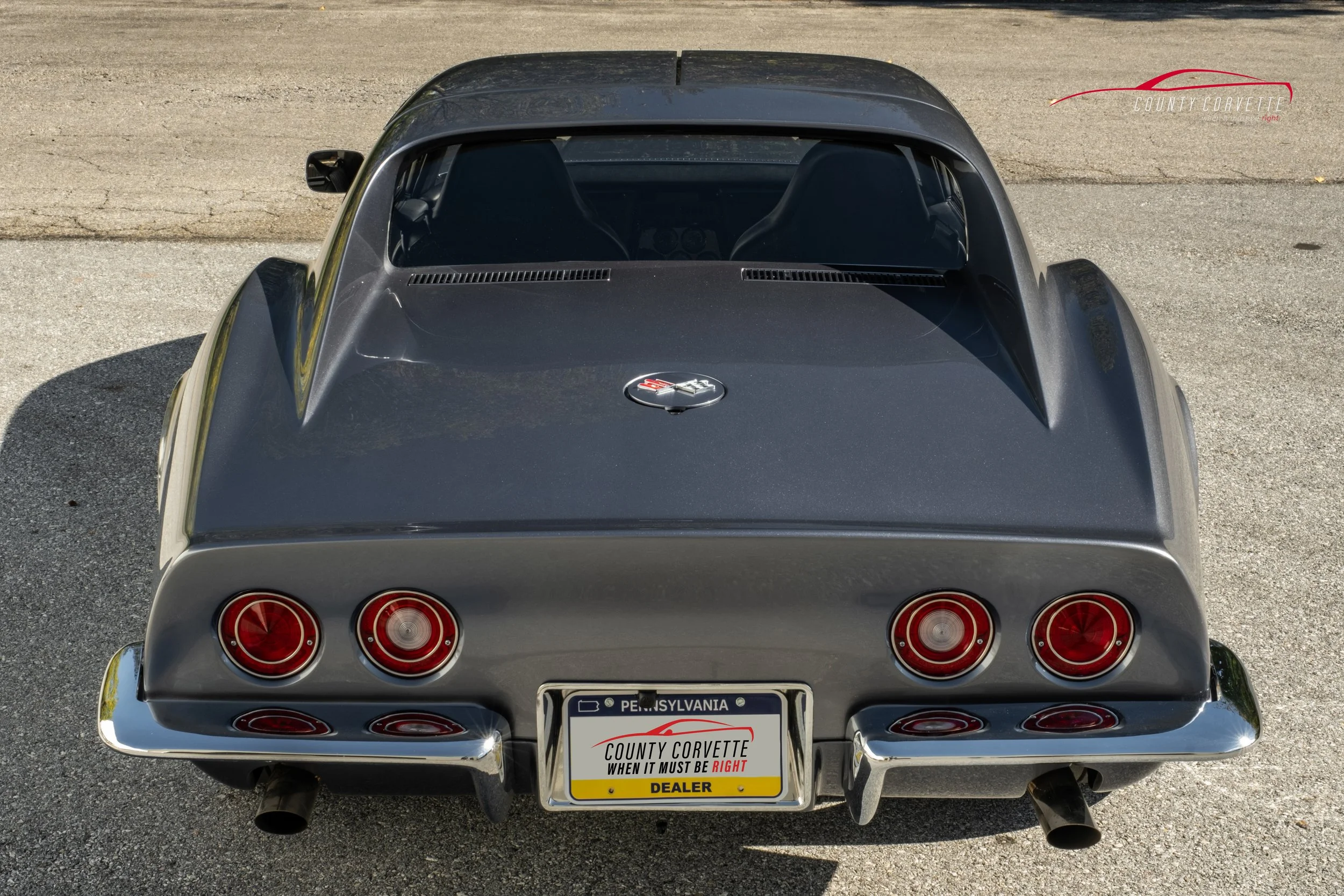 69-restomod-corvette-dod-00017.jpg