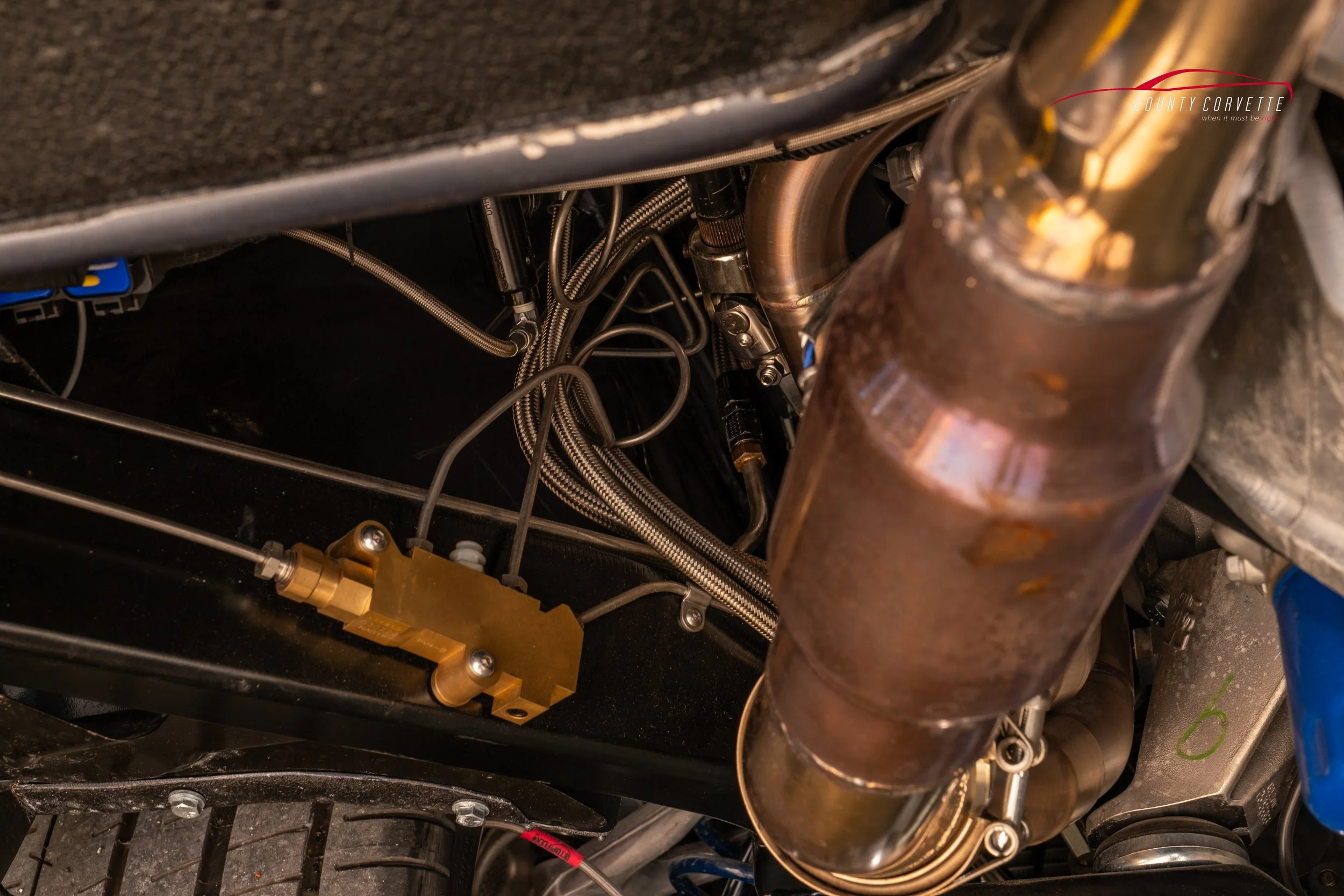 69-restomod-corvette-fseng-11.jpg