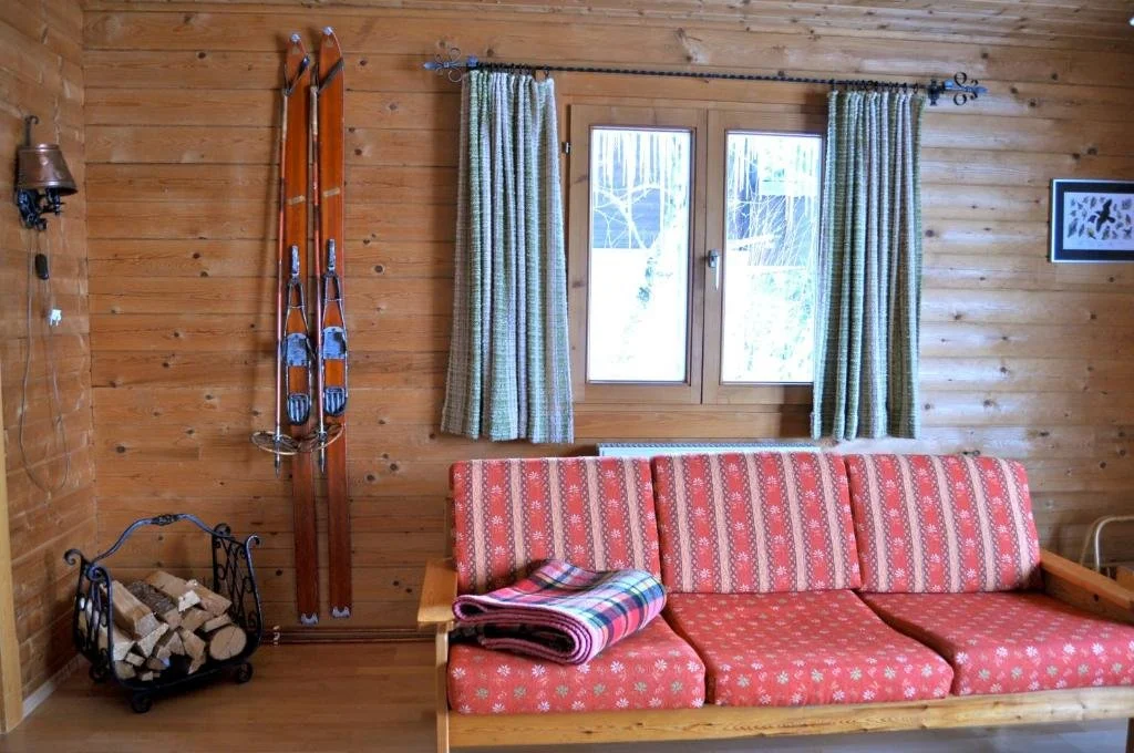 Wohnzimmer 2.jpg