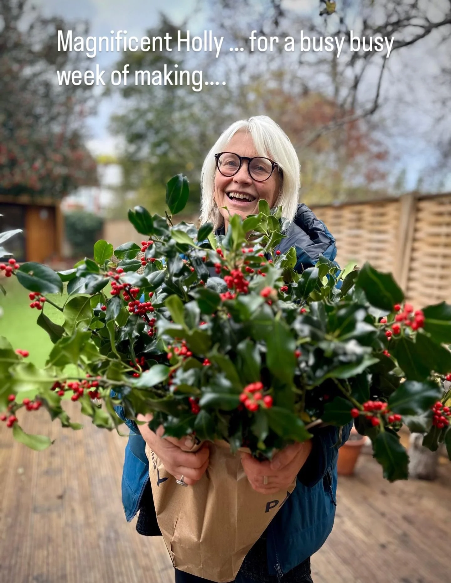 Come to @strawbhillhouse and make wreaths on December 6th 

https://tickets.strawberryhillhouse.org.uk/event-tickets/71945?catID=13844
