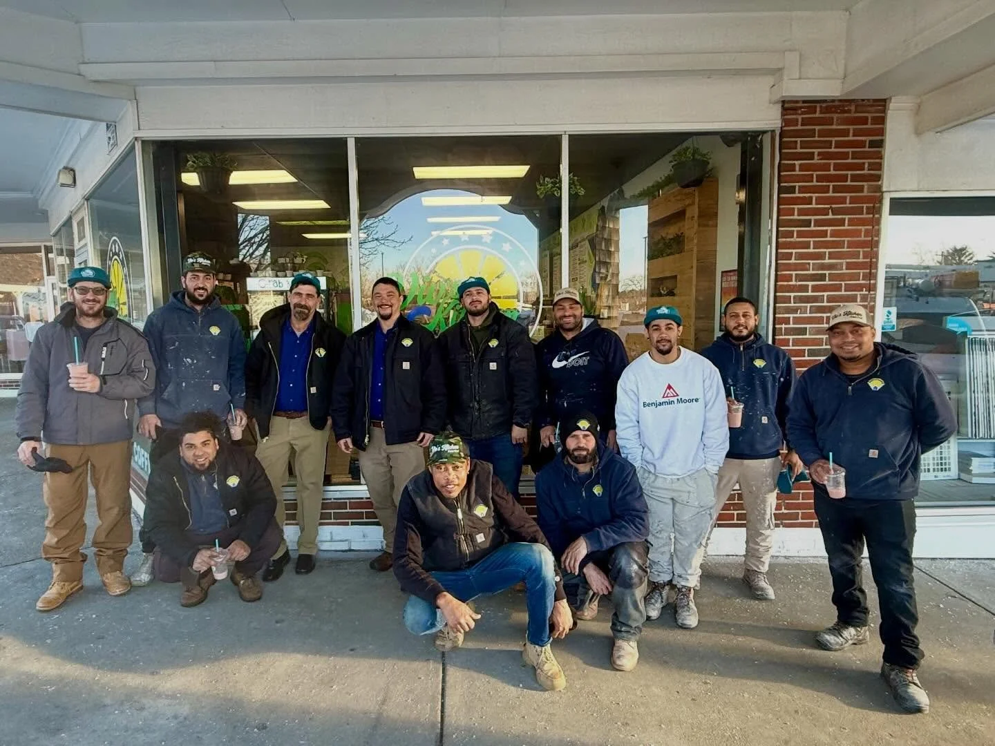 We were honored to host this crew for a company send-off breakfast as we celebrate one of their own! 👏
Thanks for joining us at Viv&rsquo;s! 🥤🍍