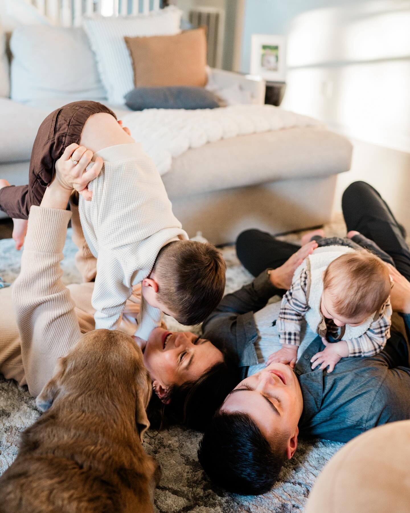 In home portrait sessions where kids can be kids and personalities can shine. 🫶 I&rsquo;ve loved photographing this fam since their engagement photos in 2017!