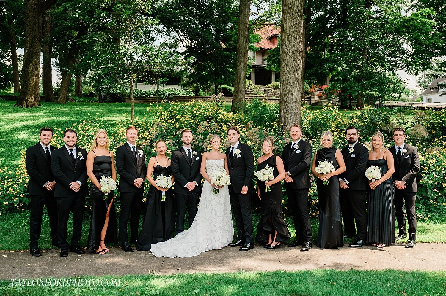 kaleidoscope-502-pierceton-warsaw-indiana-summer-wedding-taylor-ford-photography_0620.jpg