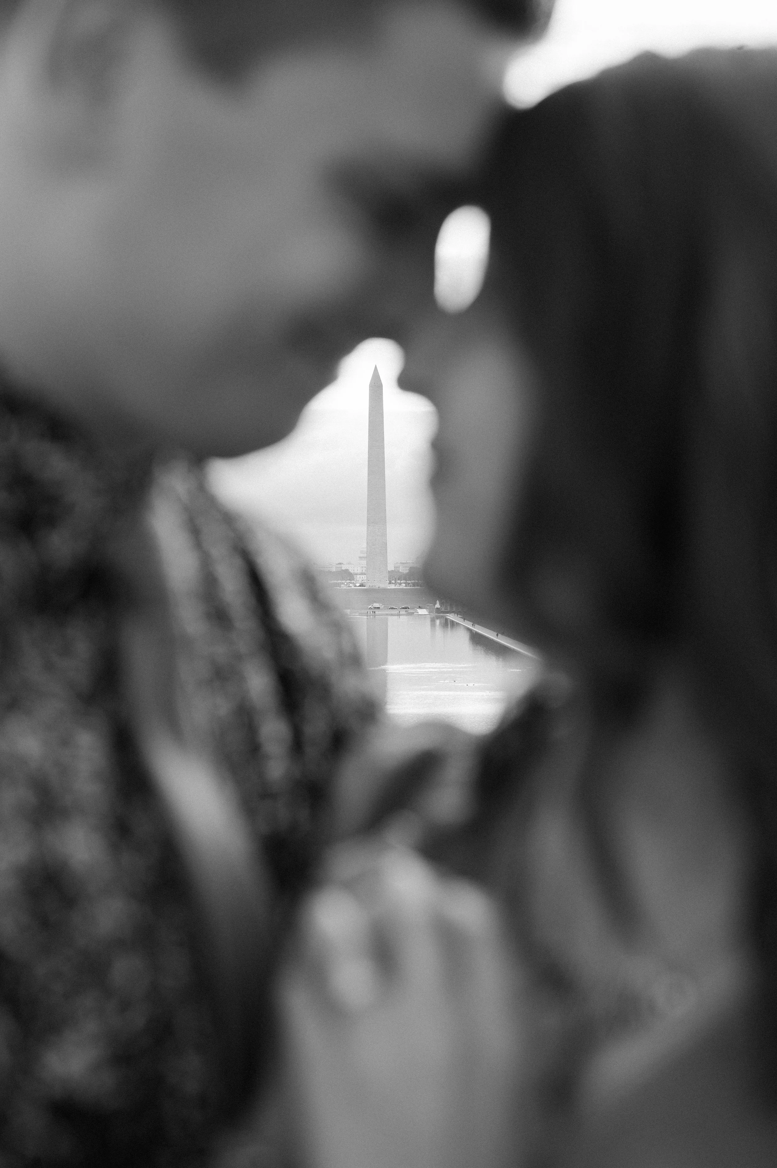 washington-monument-engagement-photo-ideas.jpg