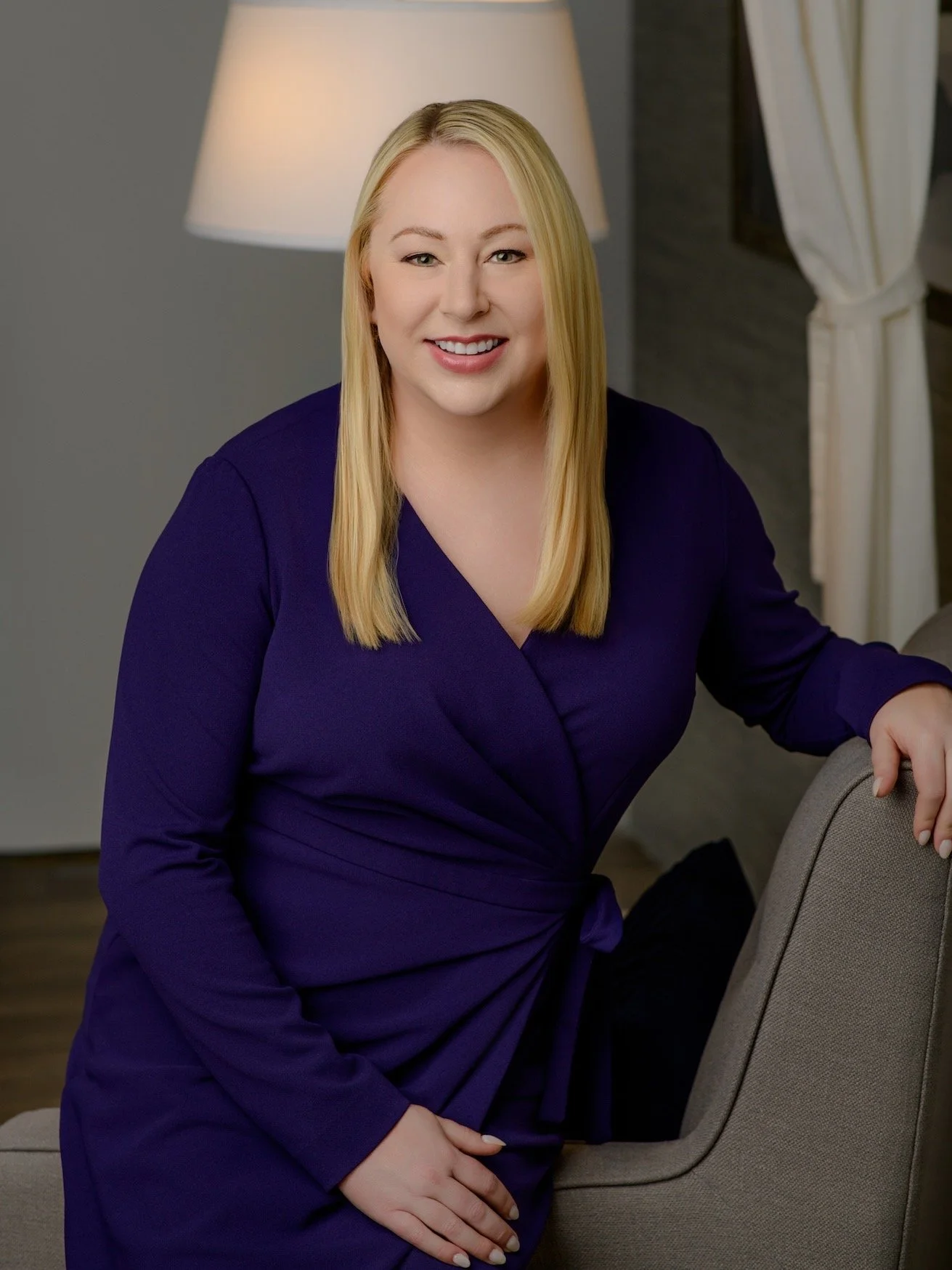 ✨ A powerful woman deserves a portrait that matches her energy.

Amber shows us that a headshot and personal branding portrait can be bold, radiant, and full of personality.

Let&rsquo;s create a portrait that celebrates your brilliance and showcases