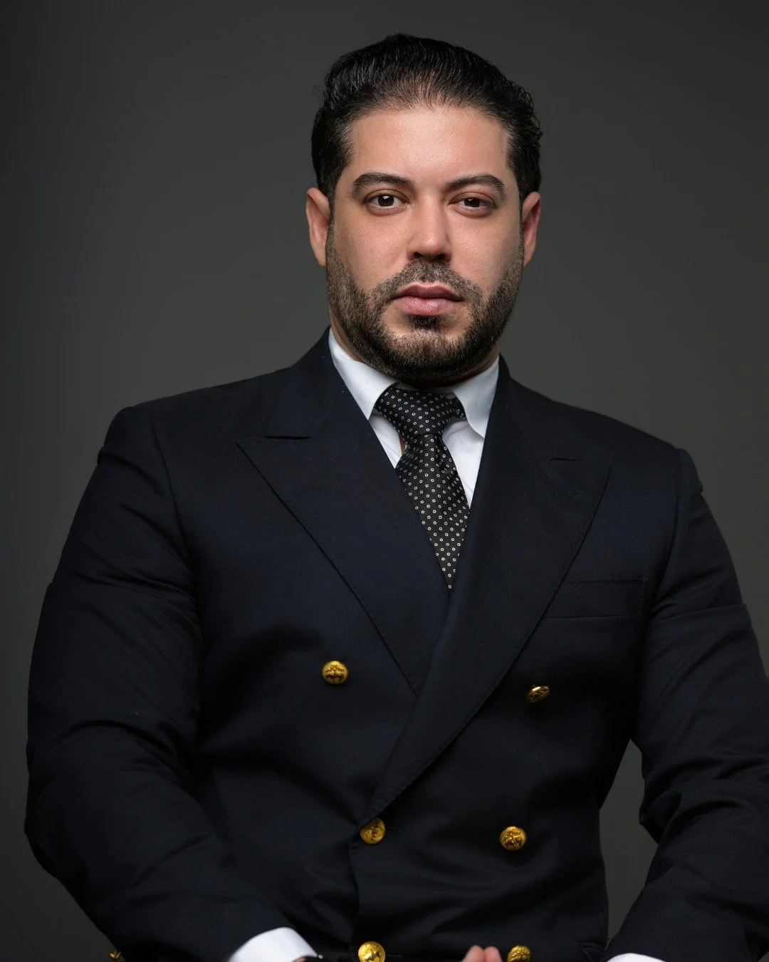 A fresh portrait looks good on Jose Carlos. ✨

Dapper, confident, and completely himself. Because guys deserve to refresh their portraits, too. And if you need a great virtual assitant dedicated to your business (part-time or full-time), hit up Jose 