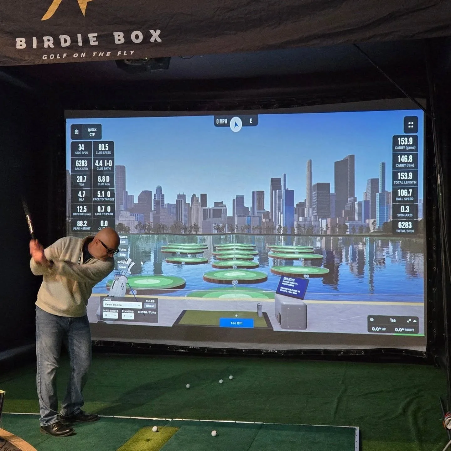 Want to wow your guests with something totally different? 🏌️&zwj;♀️

Our gigantic golf simulator brings all the fun of the fairway to your event &mdash; no golf skills required! ⛳️
From friendly competitions to bragging rights, it&rsquo;s guaranteed