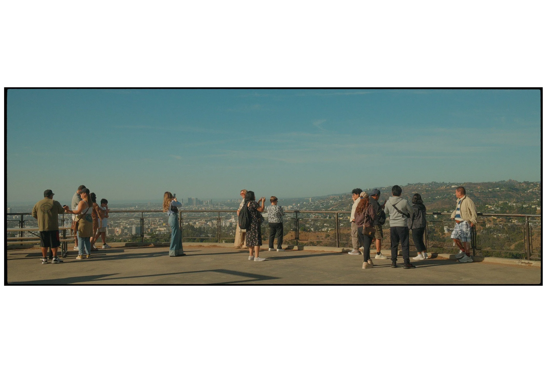 Human landscape. Los Angeles, California, November 2024.
.
.
.
.
#mortenkoldby #wonderfulmachine #newwork #works #selfassignedwork #thisaintartschool #makemeseemag #contemporaryphotography #documentingspace #newtopographics #banalography #sociallands