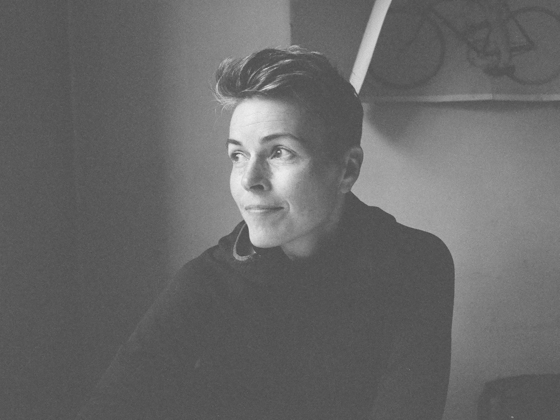 Trine. Gothenburg 2022. From the archives. .
.
.
.
.
#portrait_page #wonderfulmachine #thisaintartschool #travelinstyle #mortenkoldby #makemeseemag #newwork #captureonepro #weltraumzine #storytellingphotography #portraitshots #portraitphotography #po