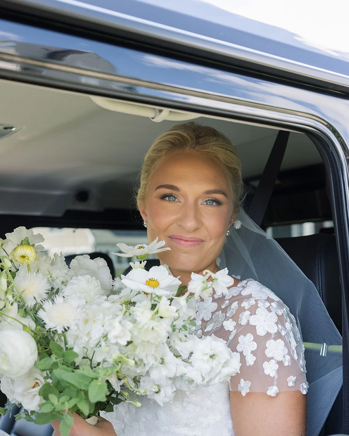 This is one of many amazing captures from this past wedding season that made their way to our inbox today. 

So much gratitude for our couples, team Lotus &amp; the vendors we are privileged to work with. 

Looking forward to another year of getting 