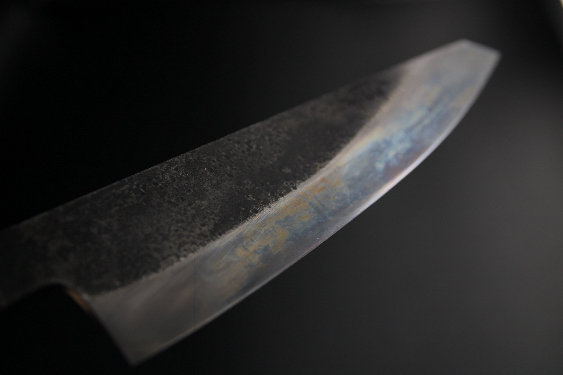 Guide d’entretien de votre couteau en acier carbone (II) - Sur la patine