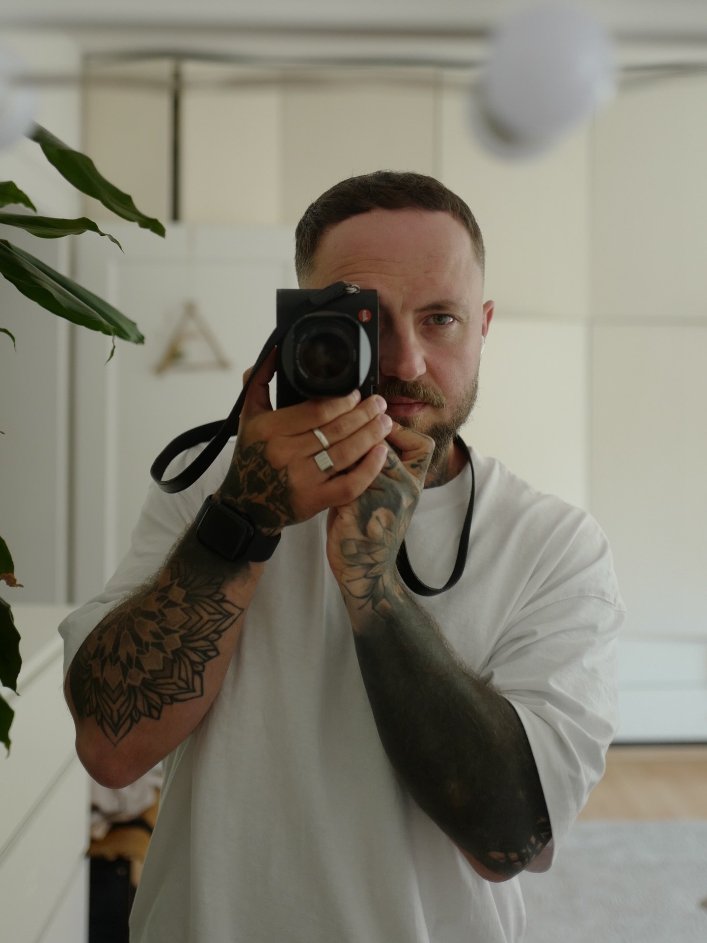Most days I’m behind the camera, telling other people’s stories. But every now and then, I feel it’s important to show the person behind the lens. Not for attention, but for connection. This is me, straight out of cam…steady