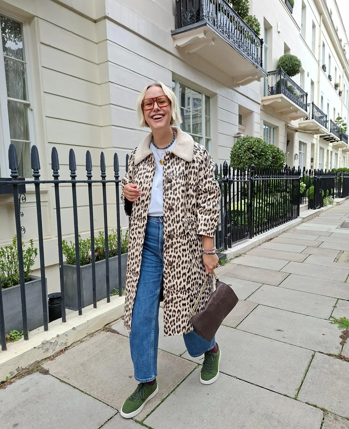 AD The softest trainers I&rsquo;ve ever put on, the Wool Cruiser by @allbirds is crafted from 100% recycled wool felt made from post consumer waste. They come in a range of 14 colours so there&rsquo;s a shade for everyone and I&rsquo;ve styled up my 