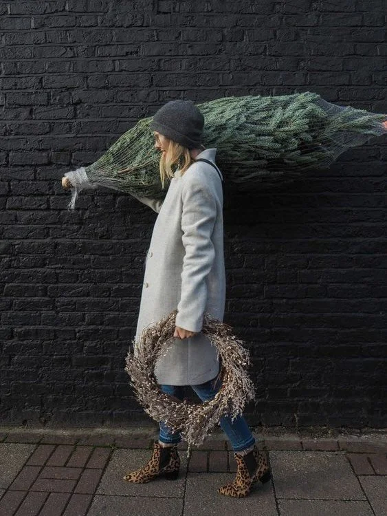 Some festive holiday photos from over the years 🌲 

Slide no 2 was a feature for Red Mag in our first flat (maybe 12 years ago) 

Slide no 13 was a stop start video using baubles we actually submitted to a brand as a sponsored post one year😂 but ne