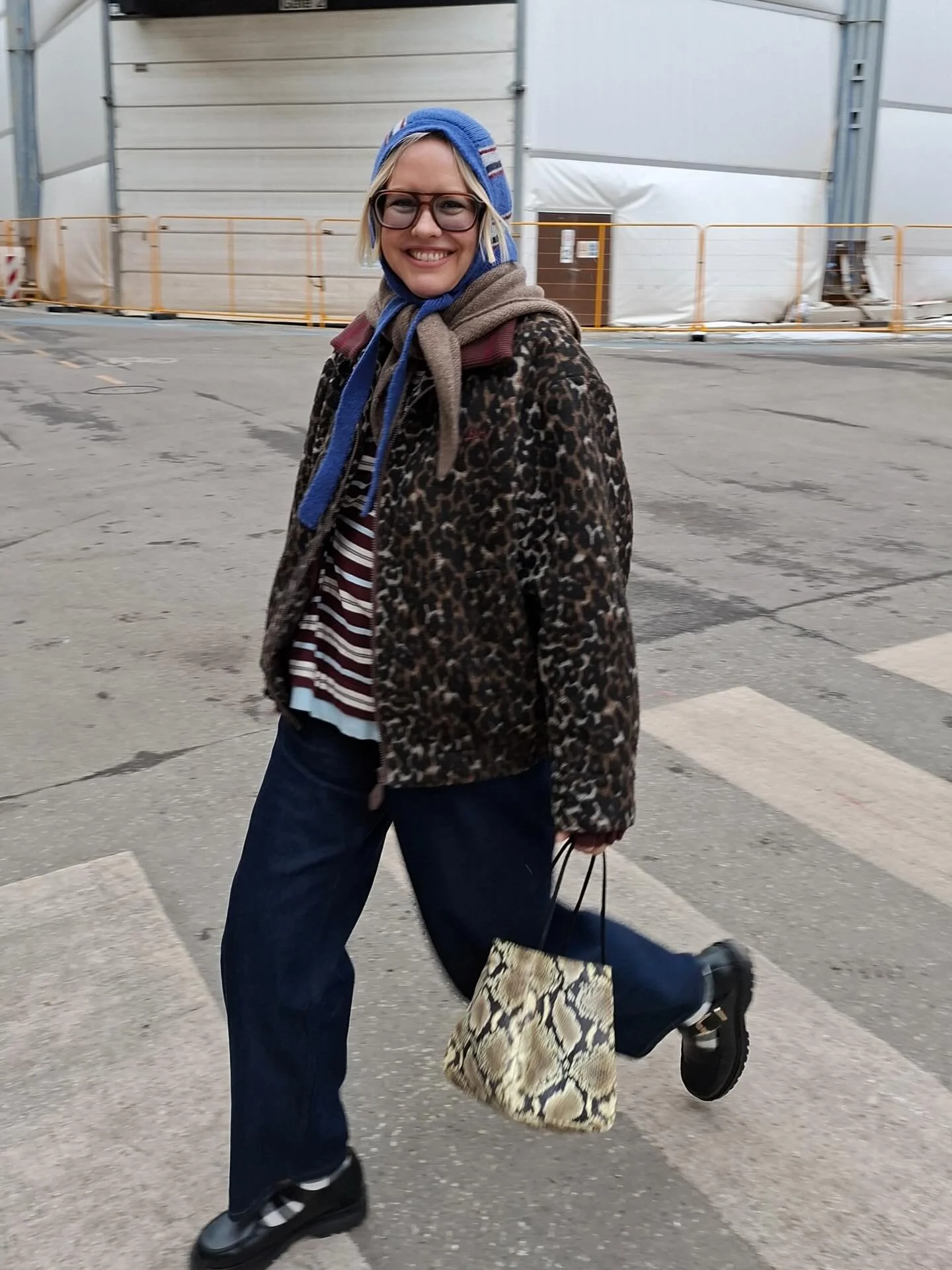 Final Copenhagen round up @cphfw @substack, feeling so inspired (also managed to fit in a few shops and a gallery before heading home!) 

Slide 2: Holzweiler show @cphfw 
Slide 4: @studioarhoj 
Slide 7: Carl Bloch at SMK Gallery 
Slide 8: running int