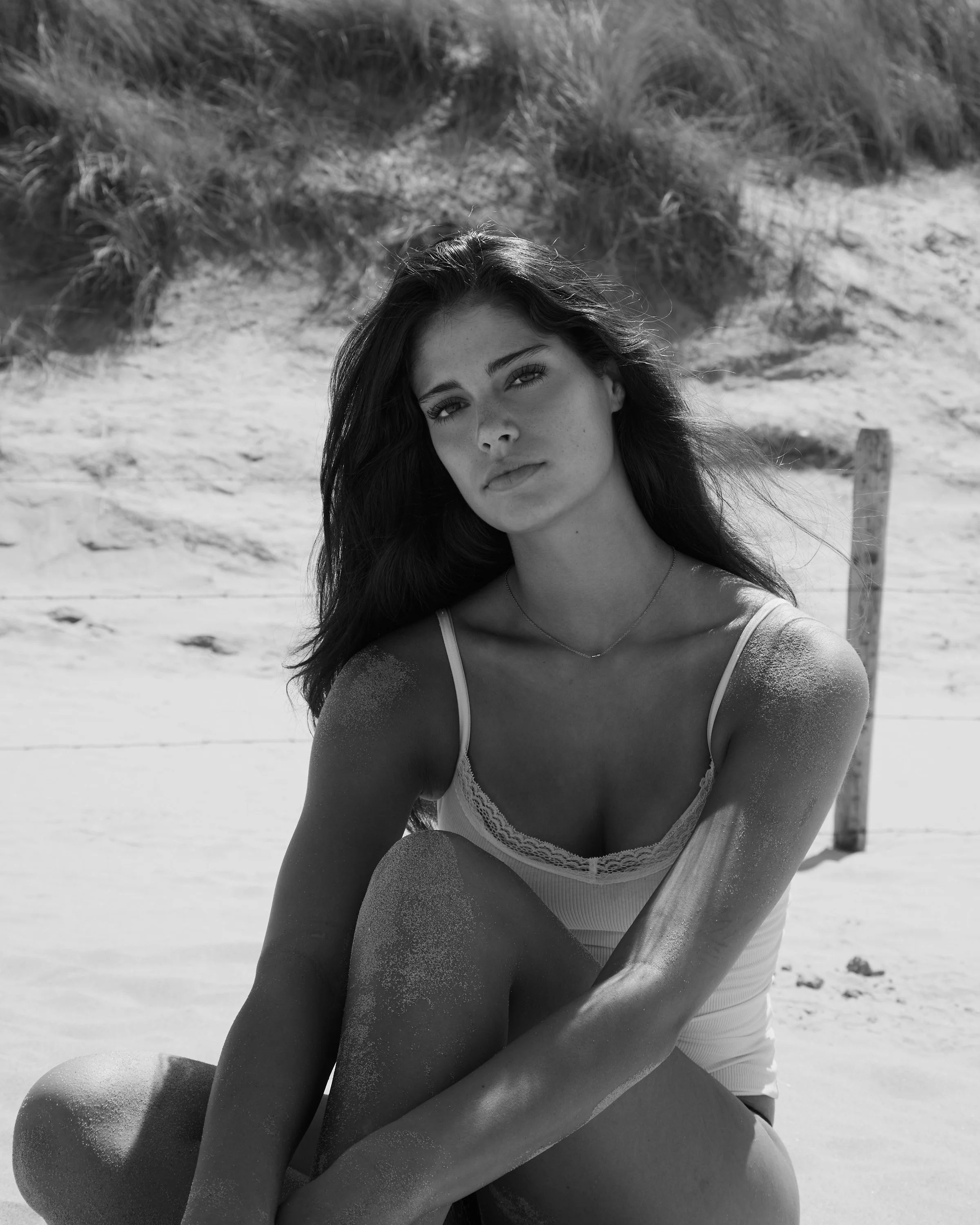 Editorial portrait of young model, natural light, Paris, Amsterdam photographer Janeé Smith