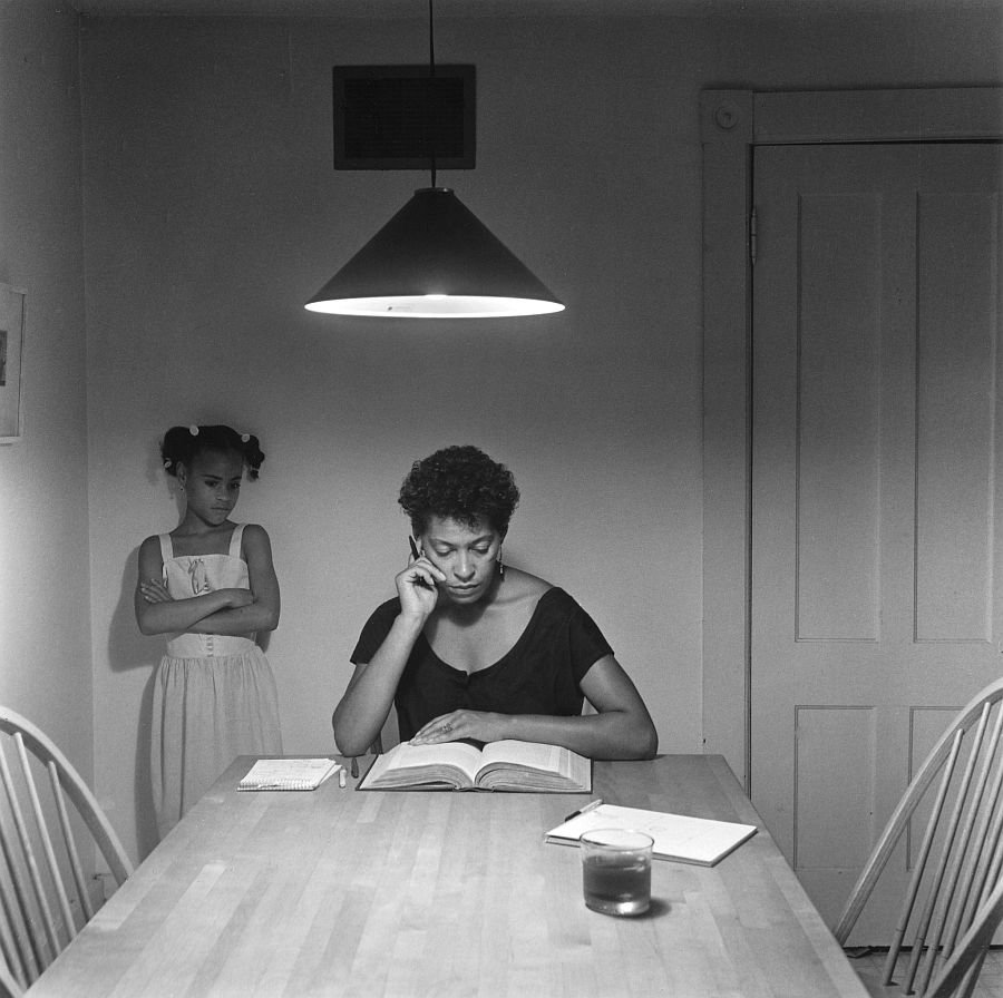 carrie-mae-weems-kitchen-table-series-02.jpeg