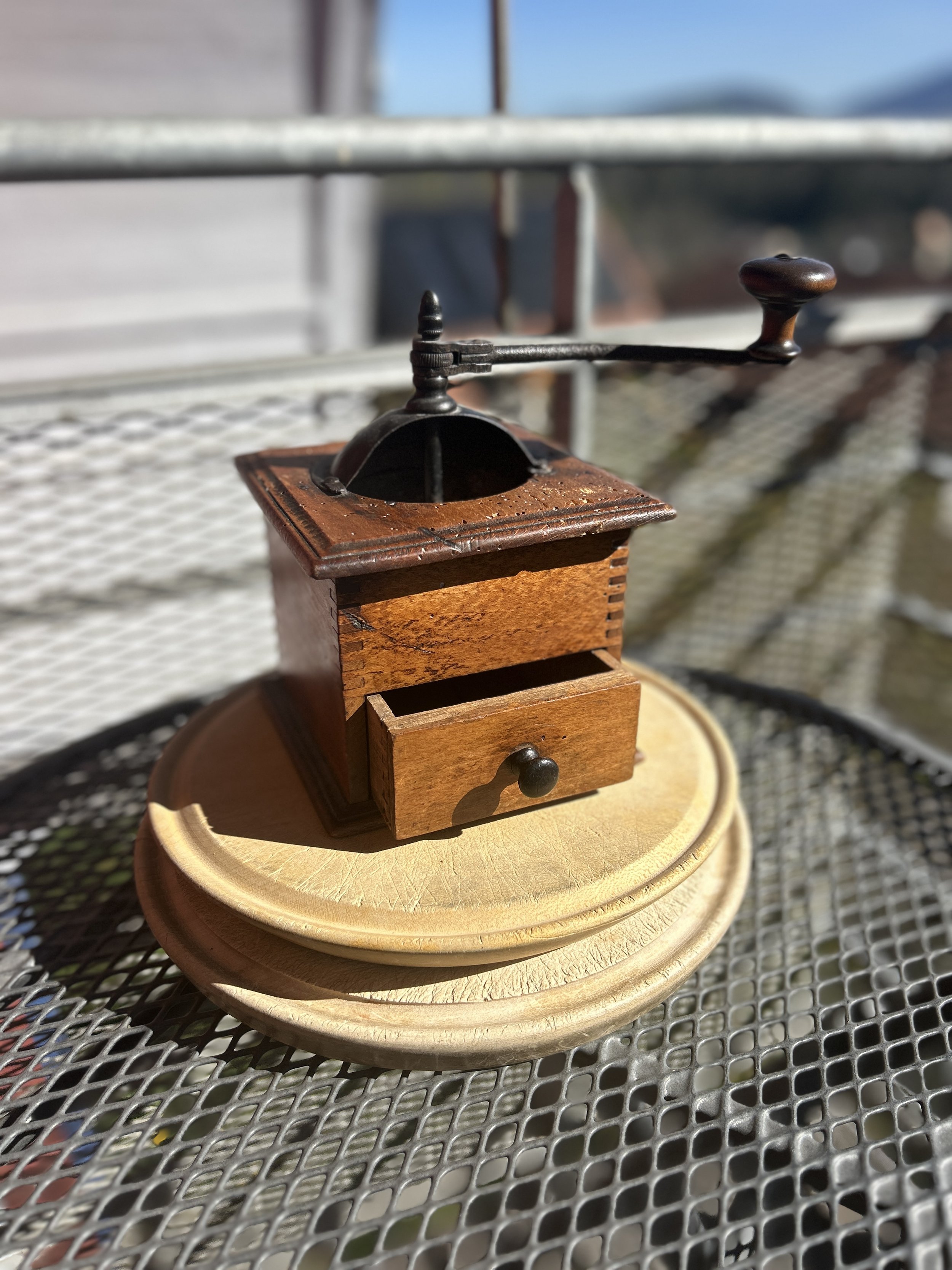 Antique French coffee grinder w/iron handle and wood knob