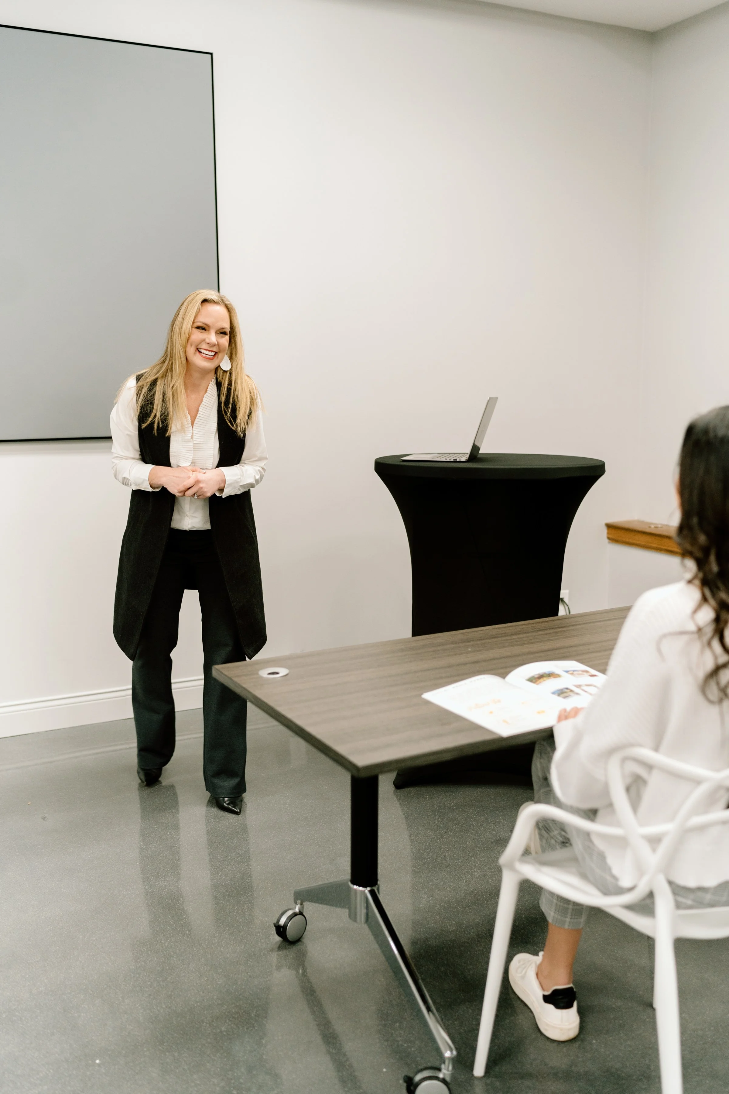 Top Reasons to Choose Kara Hinshaw of Key Associates Signature Realty for Relocation Assistance