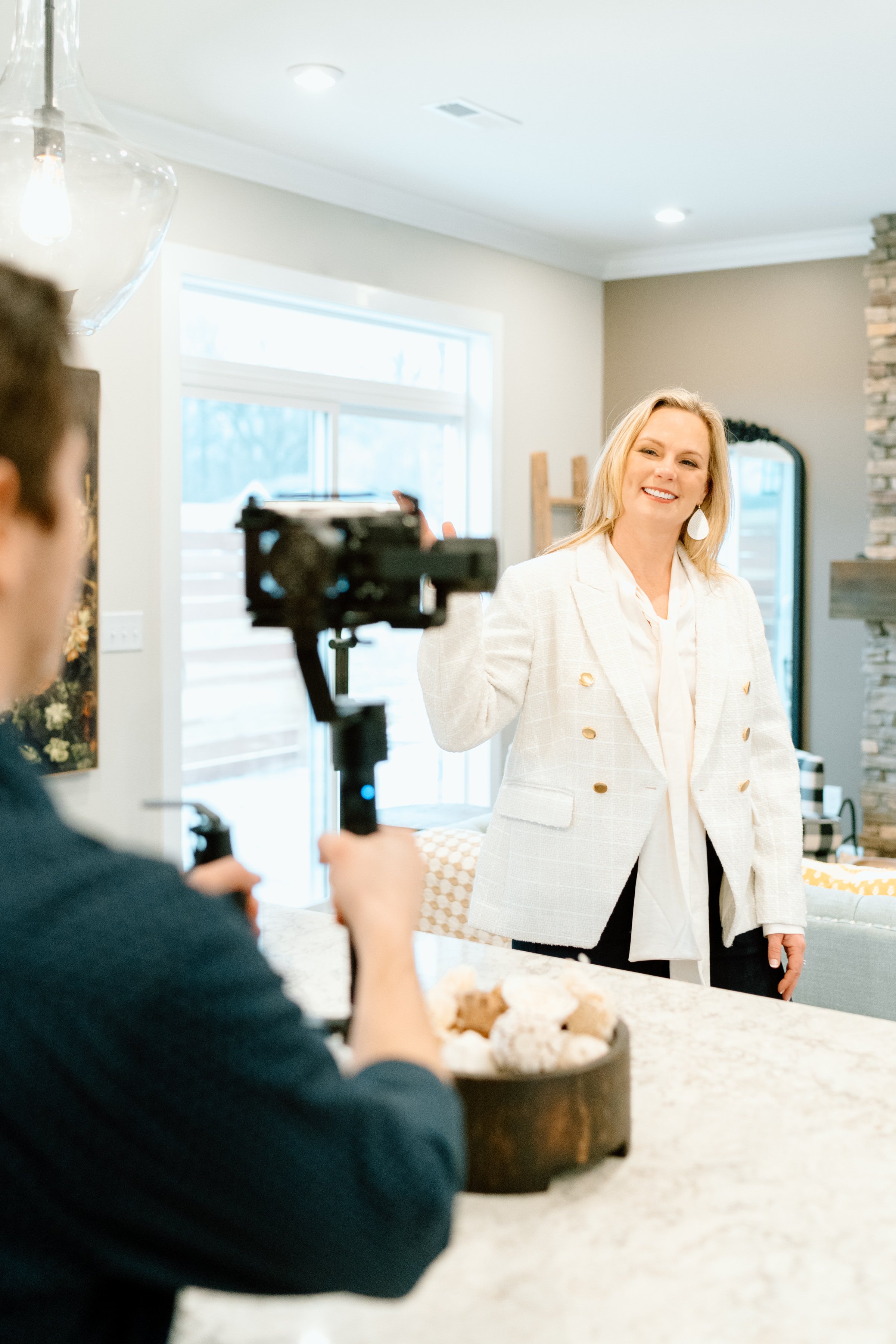 Who’s the Best Realtor for Relocation Assistance in Santa Claus, IN? 