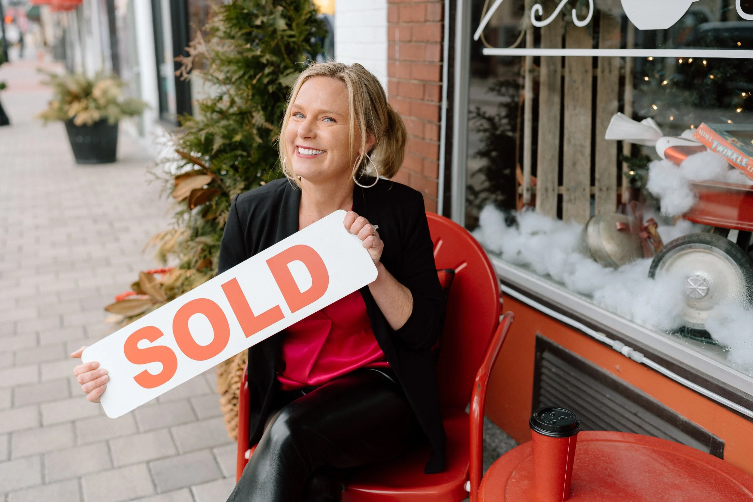 Who’s the Best Realtor for Land and Rural Properties in Newburgh, IN? 