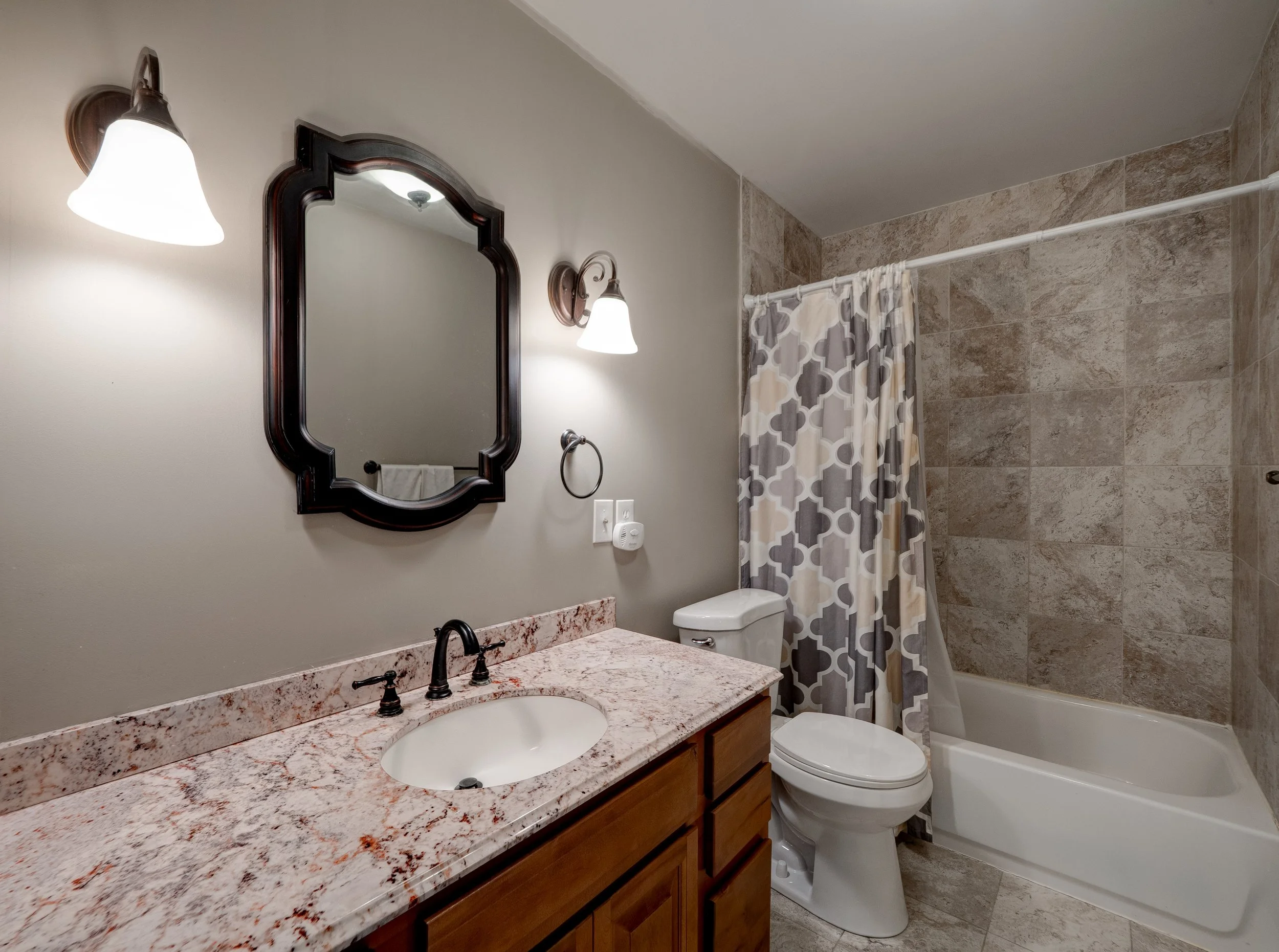 421 W Medcalf Dale IN15.jpg