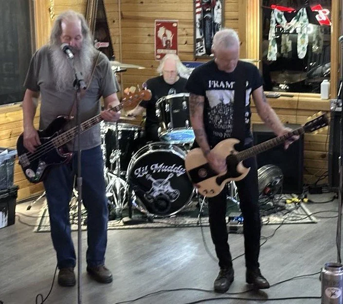 Lil Muddy Live At Wingin' It