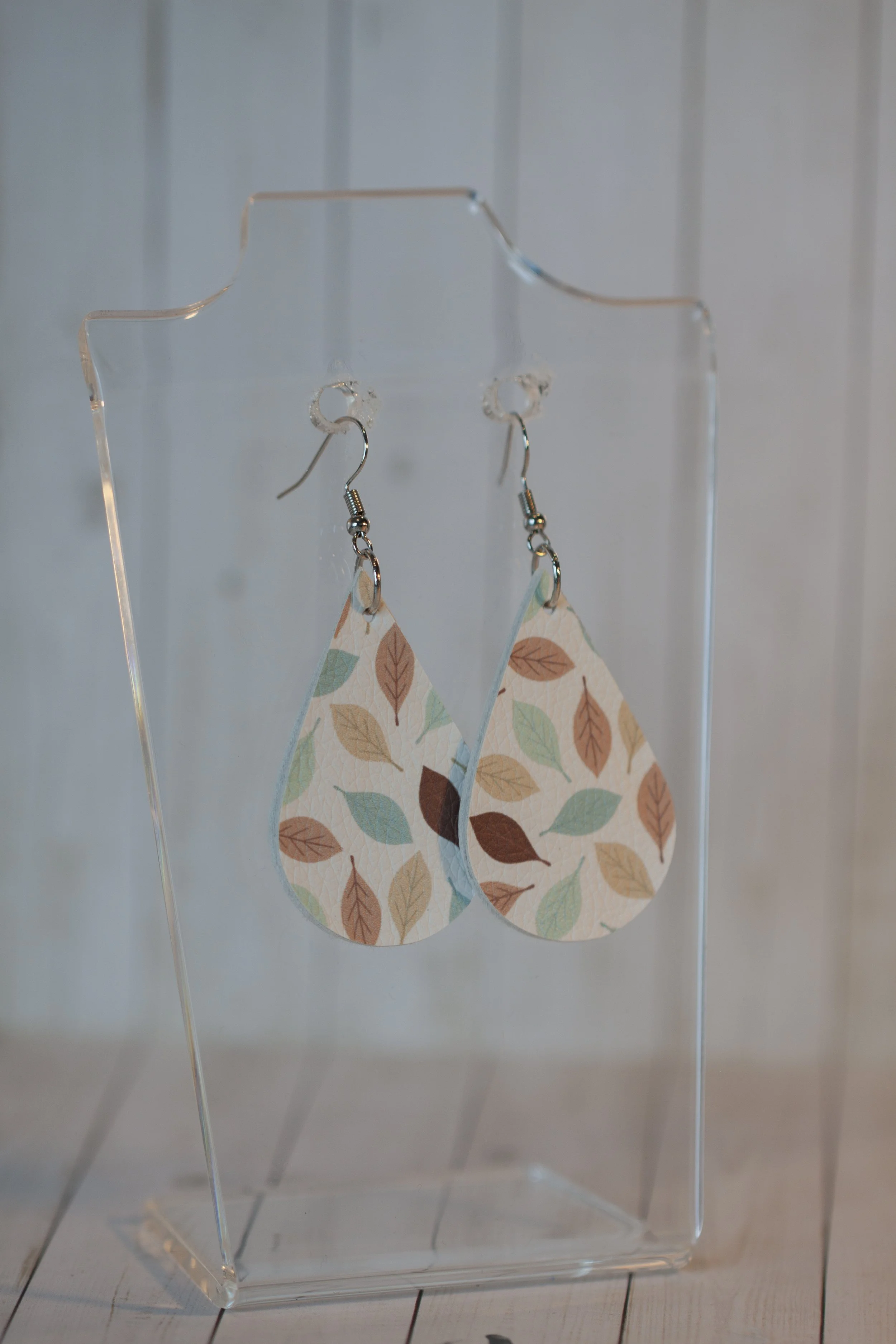 Leaf Pattern Earrings