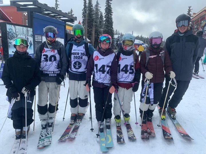 That's a wrap on a fantastic winter season with athletes attending @freestylebc BC Champs at SilverStar Mountain Resort! Thank you to coaches: @ethan.p_5846, @revitt_like_rhys and @coachkober 

Moguls results: 
F14 Francesca Farcau 🥇
Charlie Longstr