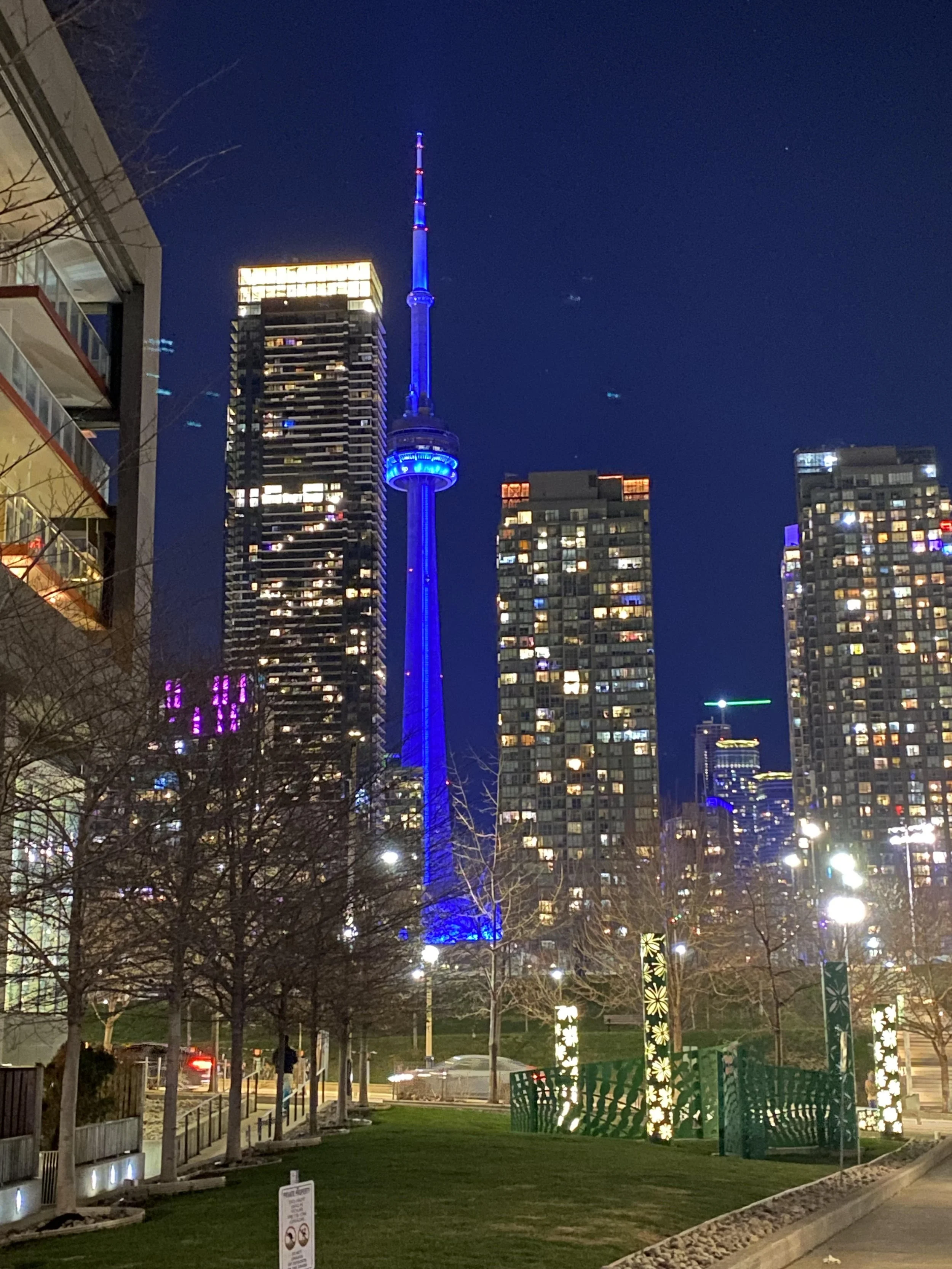 CN Tower2.jpg