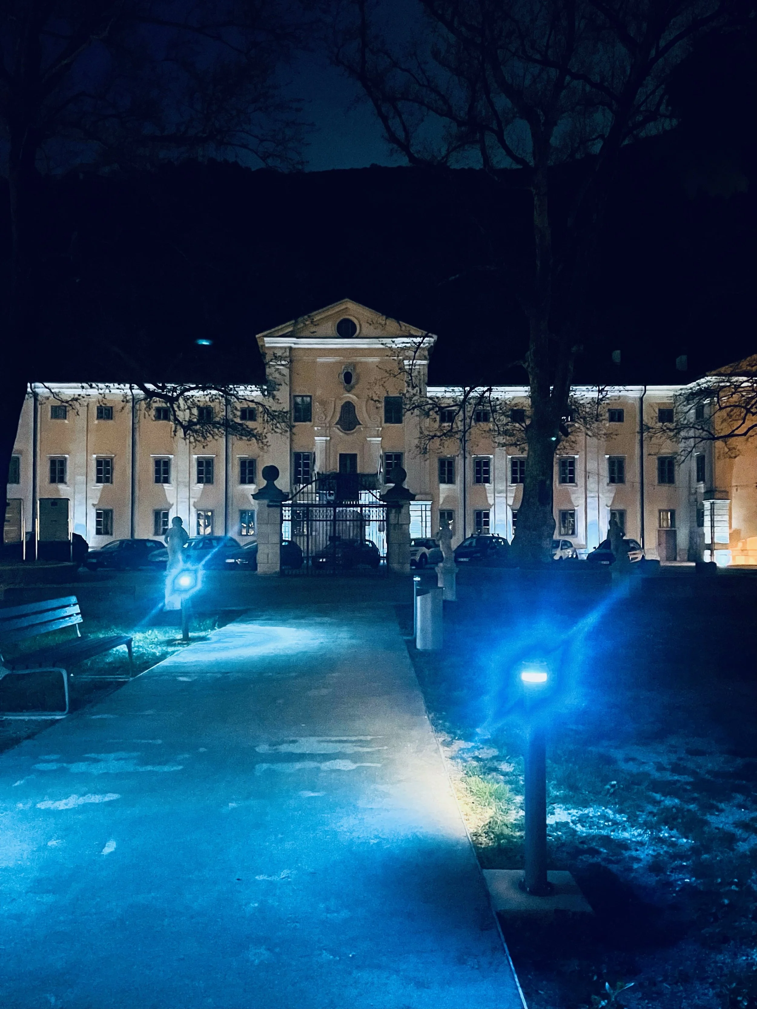 SLOVENIA Vipava Dvorec Lanthieri.jpeg