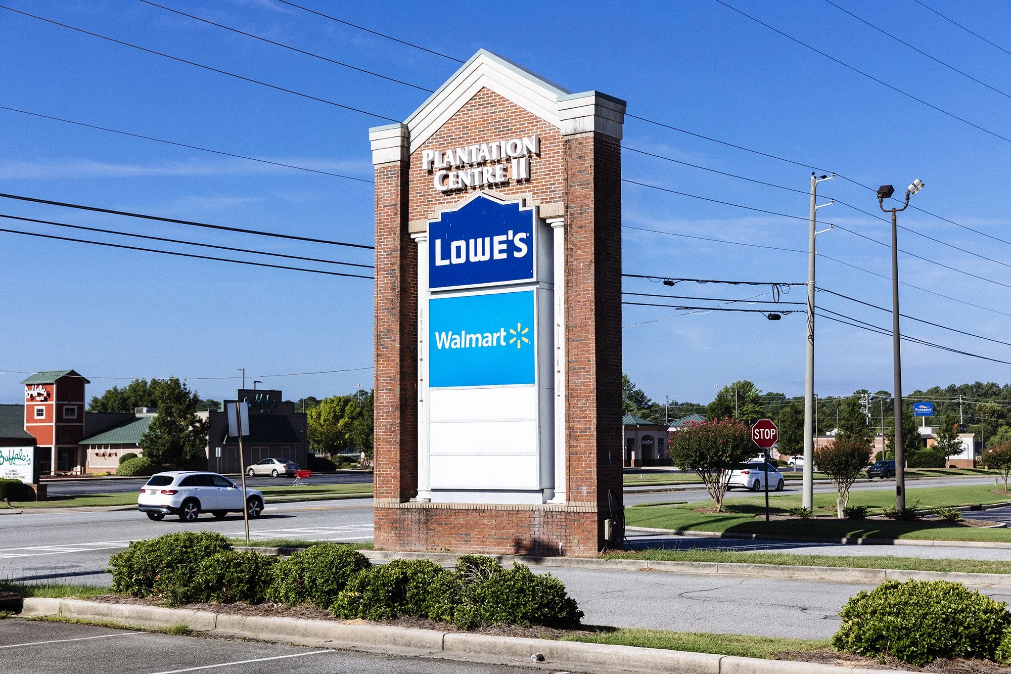 Plantation Centre II, Macon, Georgia, 2023. 5x7" Archival Pigment Print